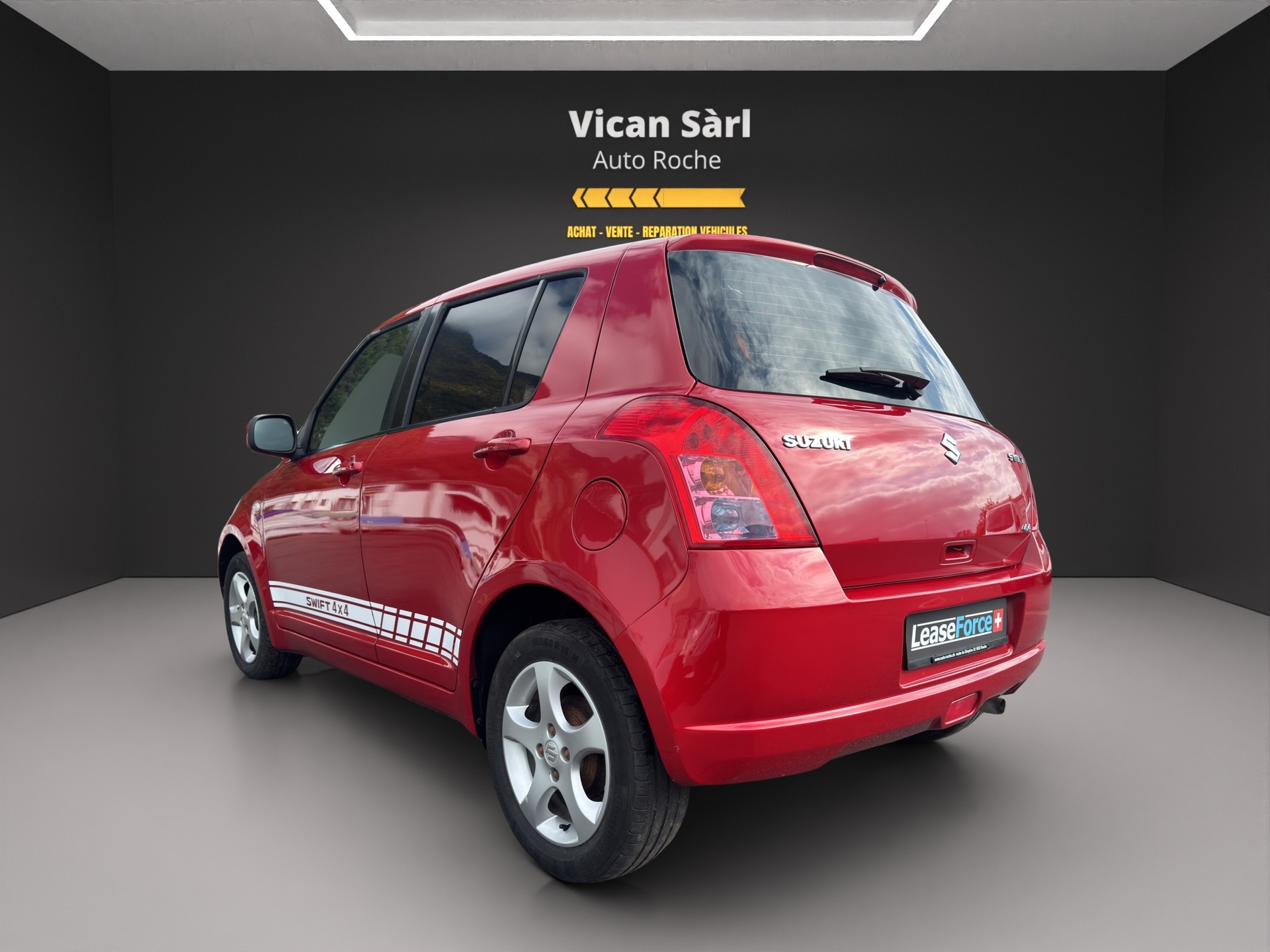 SUZUKI Swift 1.3i 16V GL Top 4x4-image-6