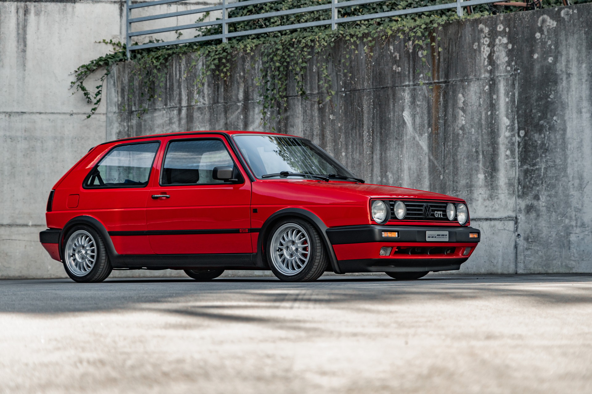 VW Golf 1800 GTI-image-7