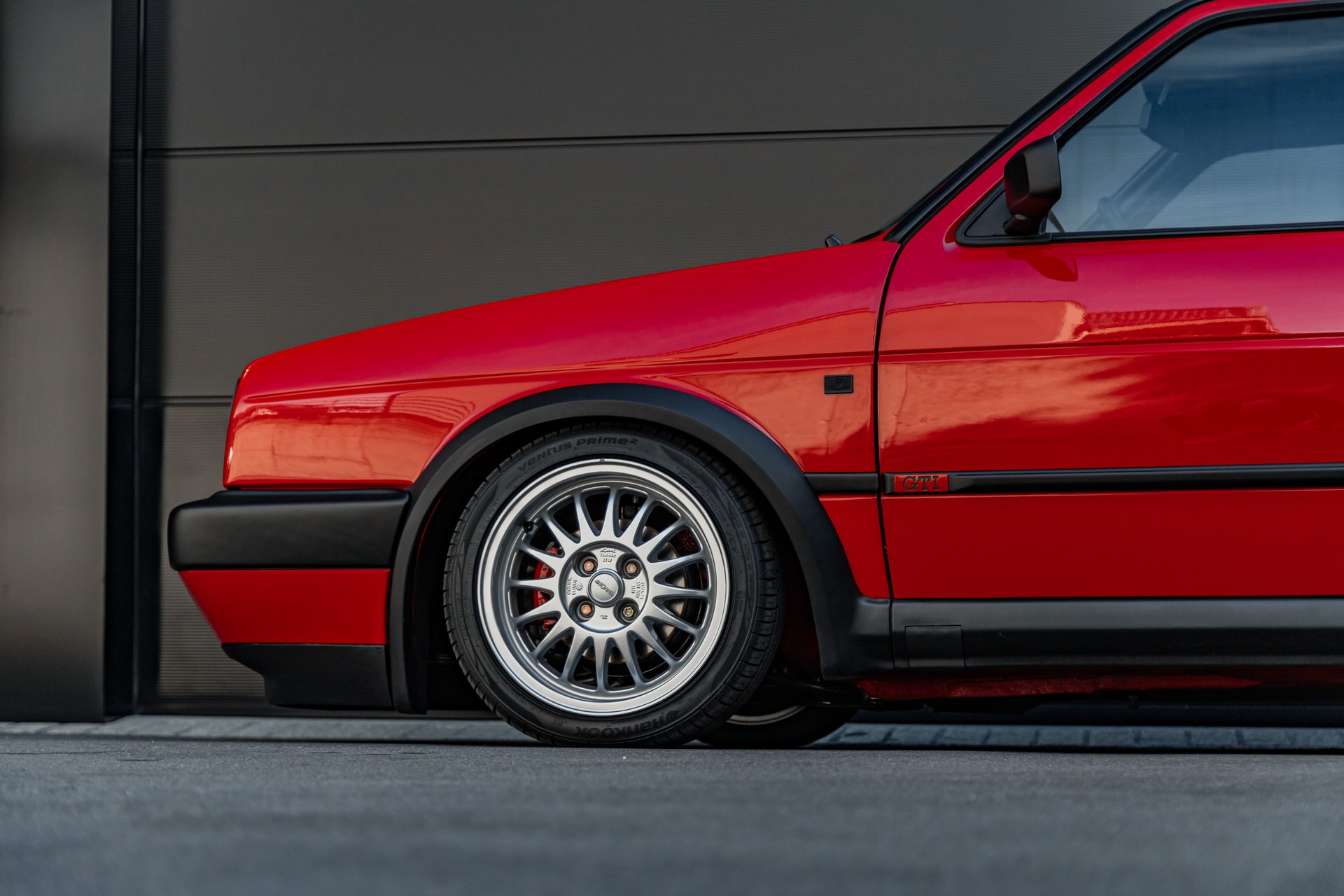 VW Golf 1800 GTI-image-3