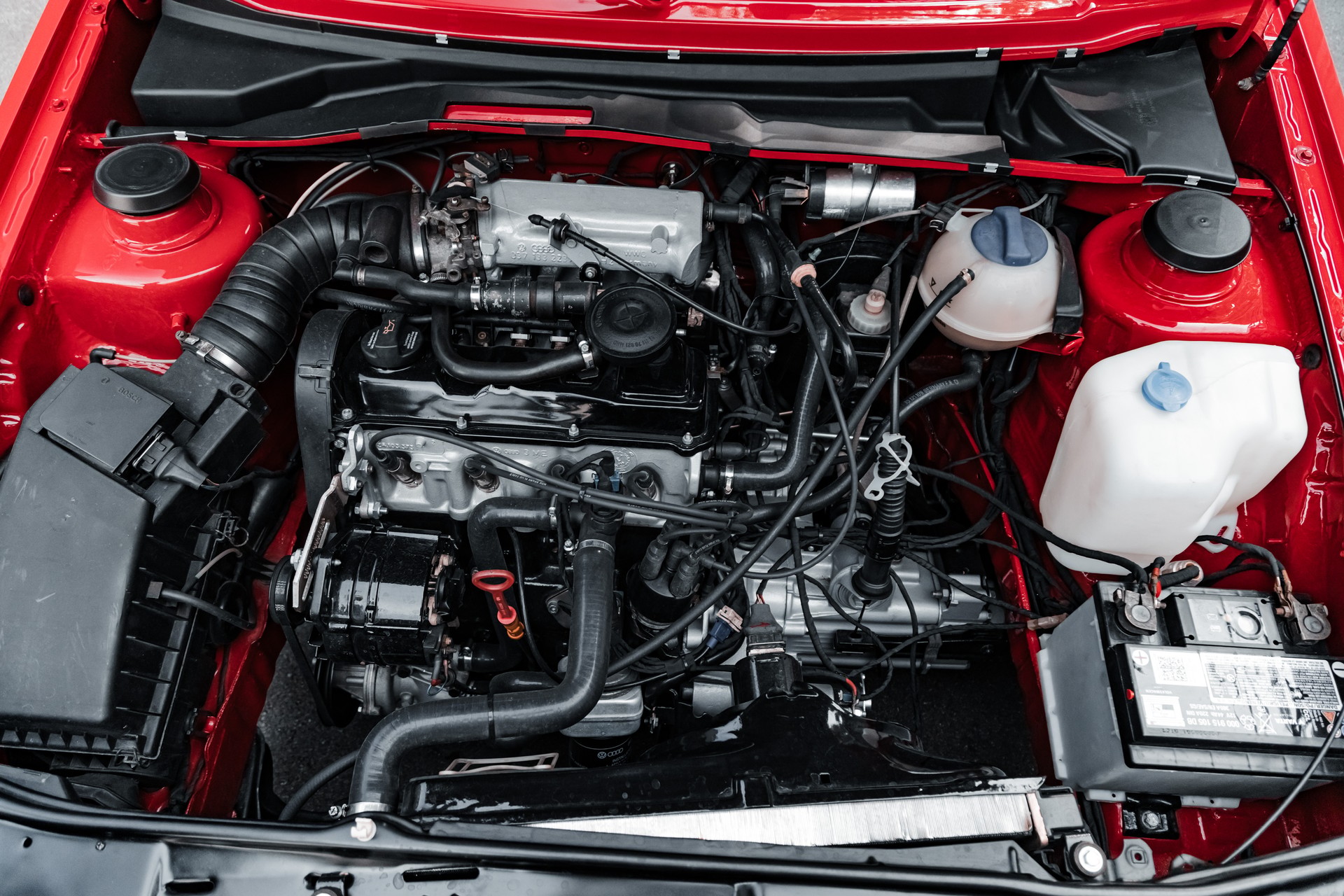 VW Golf 1800 GTI-image-21