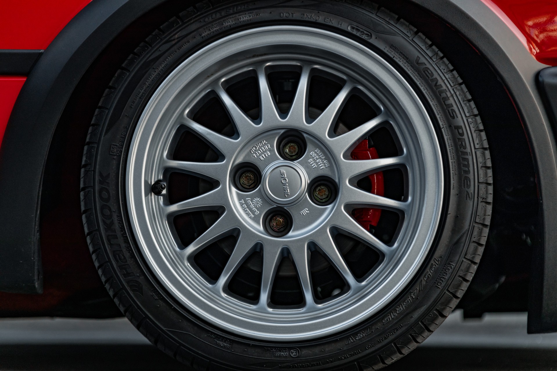 VW Golf 1800 GTI-image-4