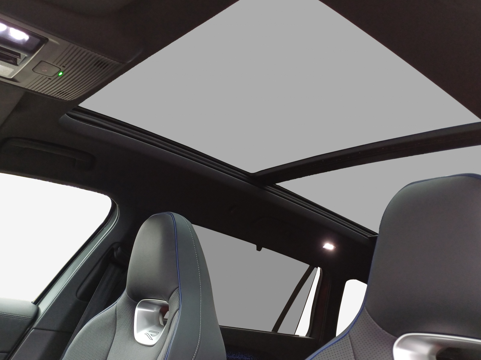 VW Passat Variant 1.5 TSI evo2 Plug-In- Hybrid R-Line DSG-image-15