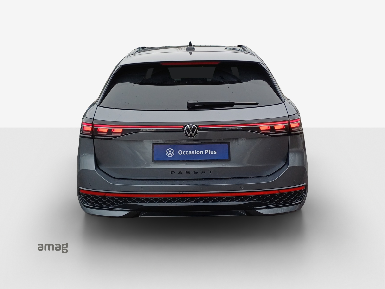 VW Passat Variant 1.5 TSI evo2 Plug-In- Hybrid R-Line DSG-image-4