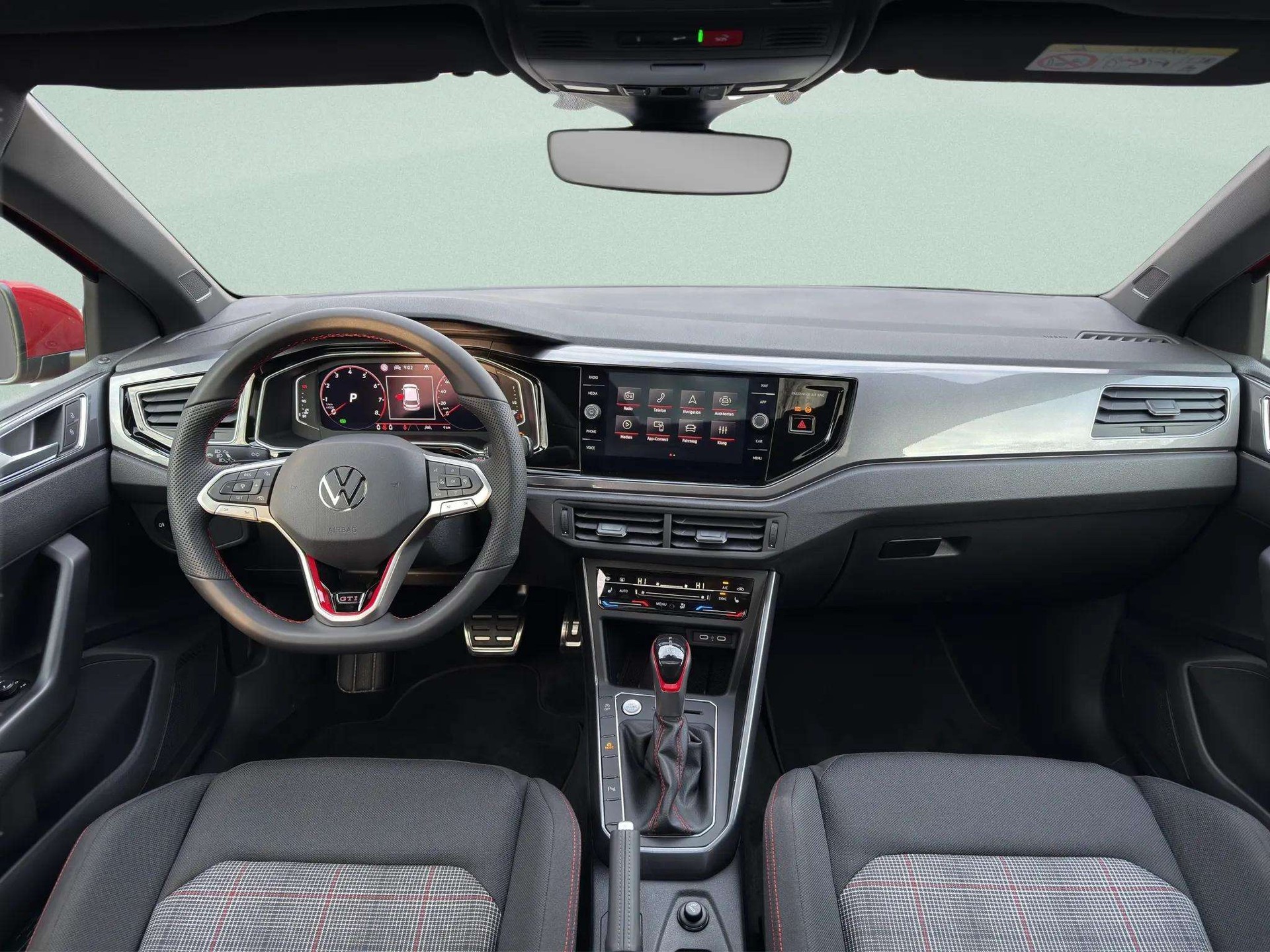 VW Polo 2.0 TSI GTI DSG-image-12