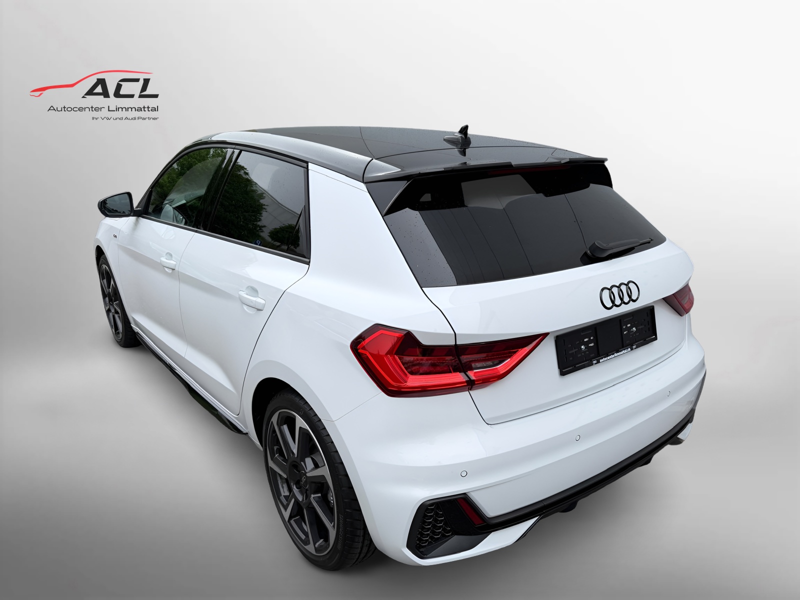 AUDI A1 Sportback 30 TFSI S Line Attraction S-tronic-image-7