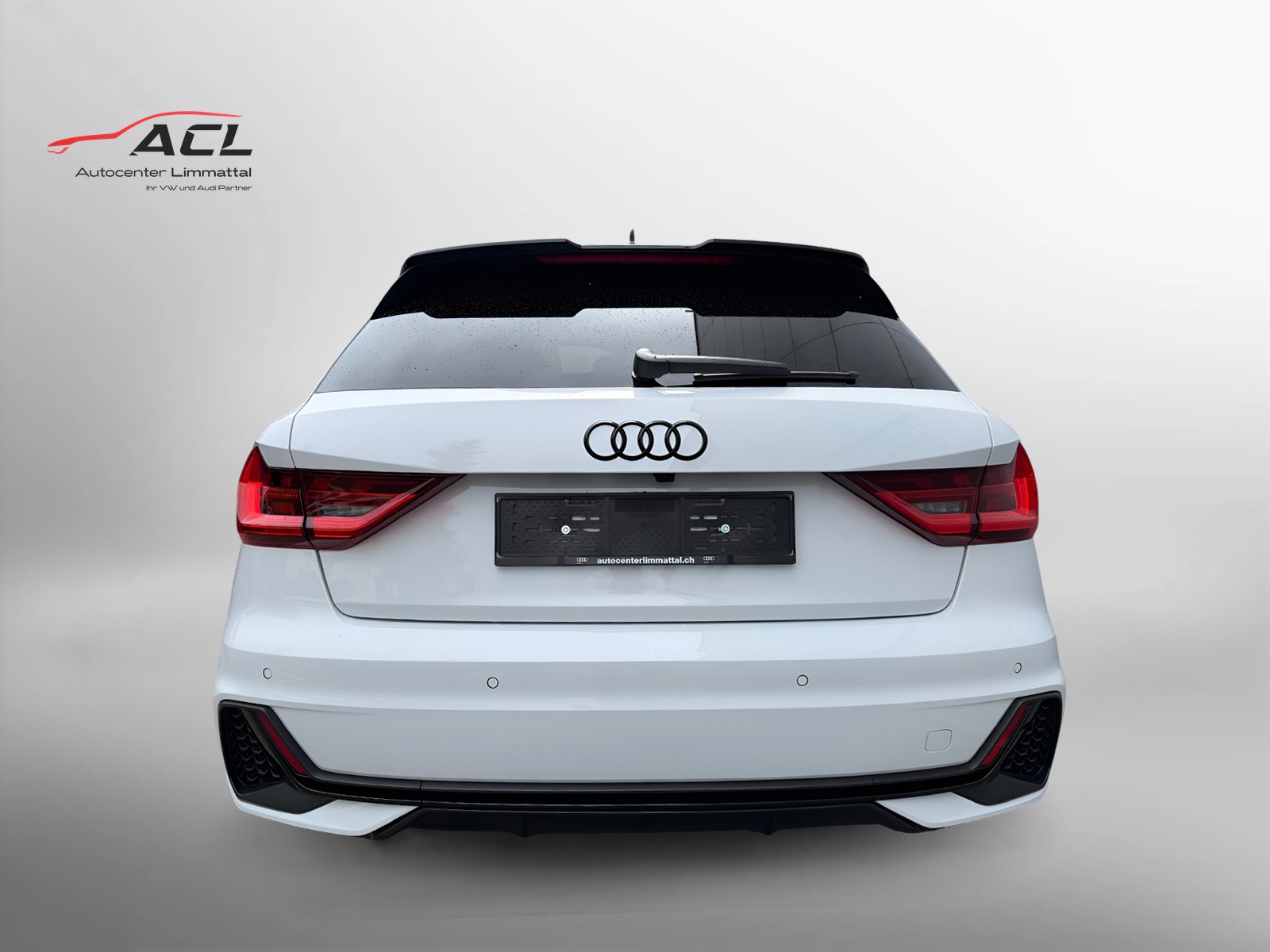 AUDI A1 Sportback 30 TFSI S Line Attraction S-tronic-image-8