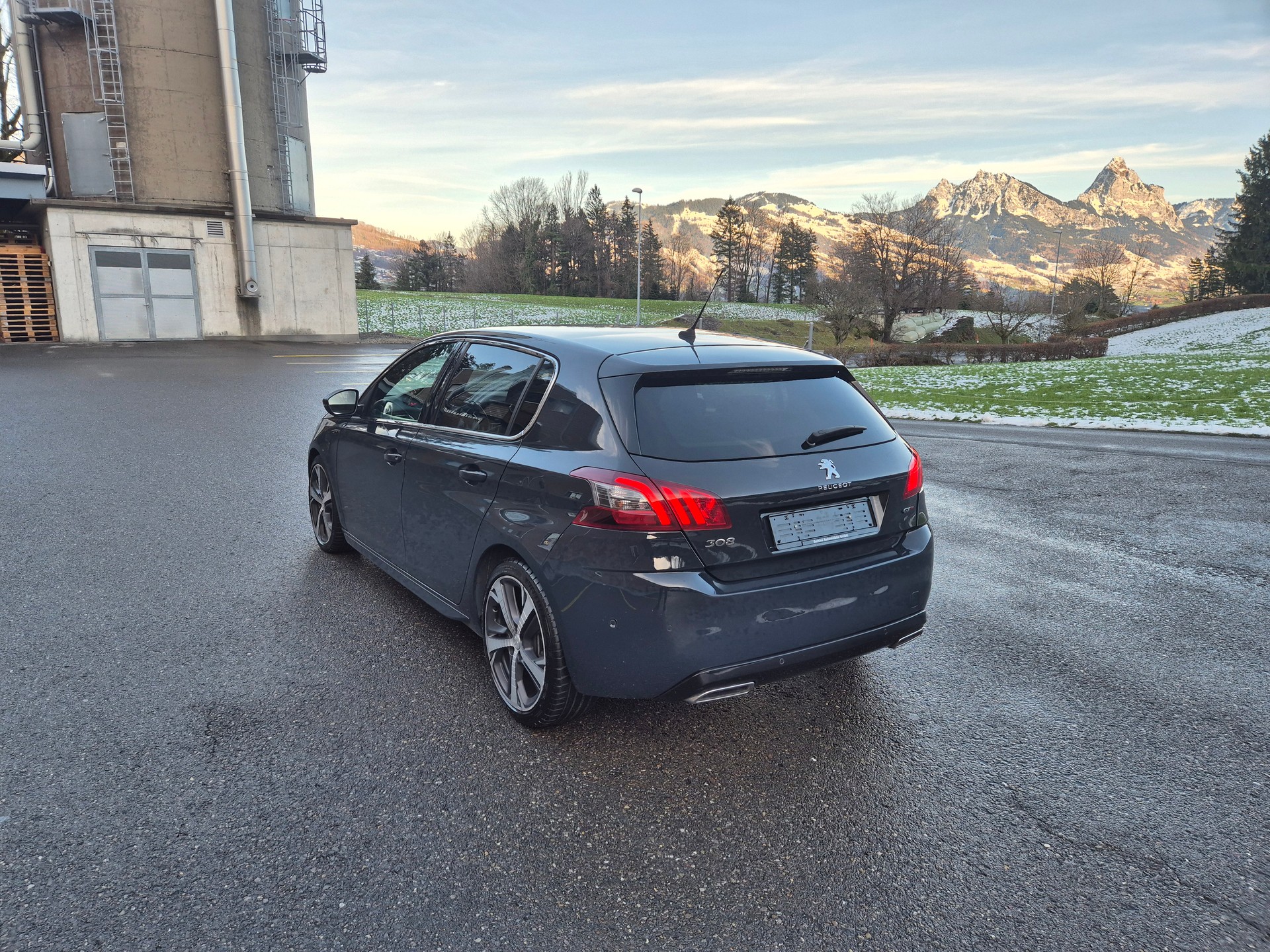 PEUGEOT 308 1.6 THP GT EAT-image-2