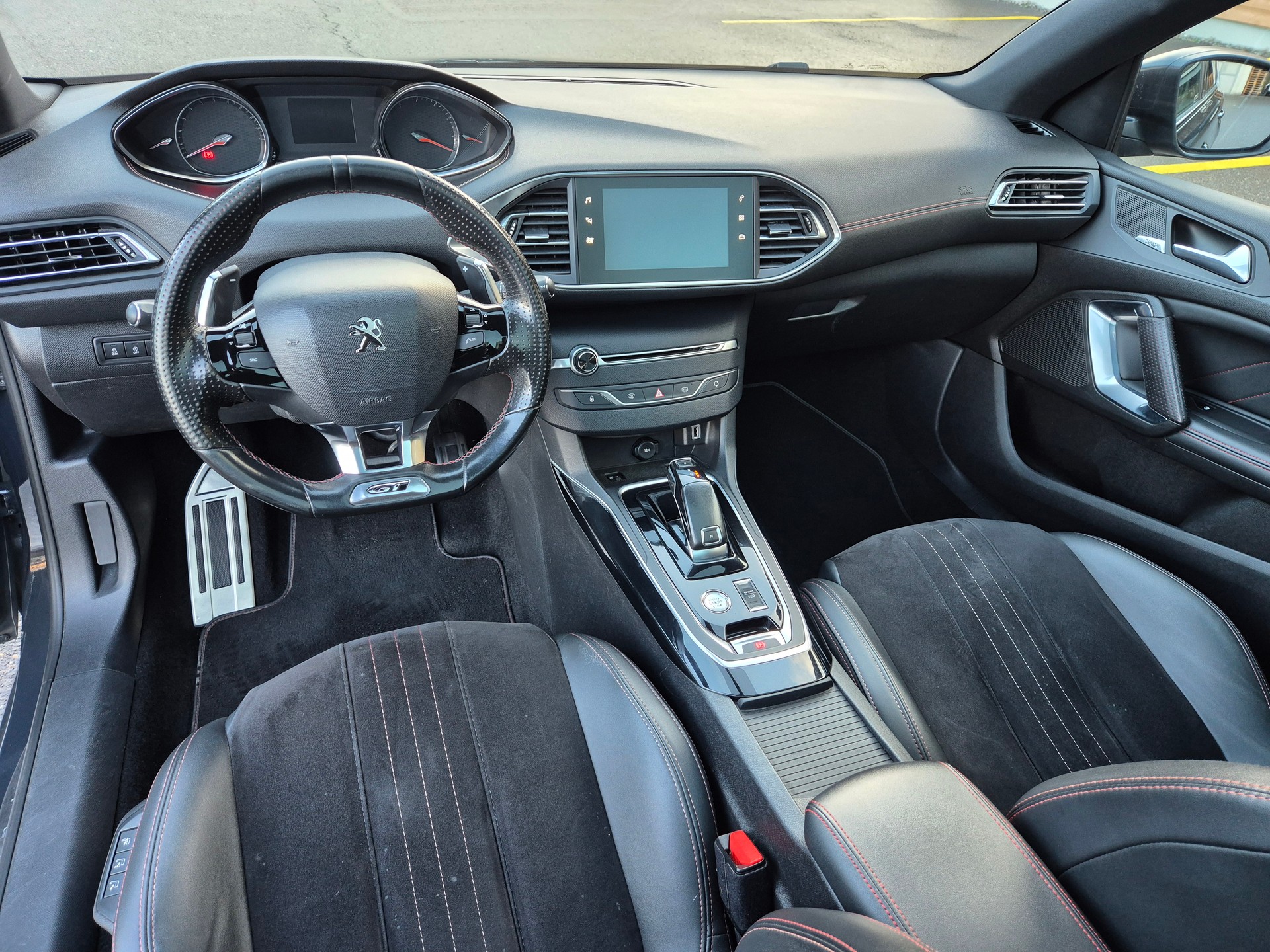 PEUGEOT 308 1.6 THP GT EAT-image-5