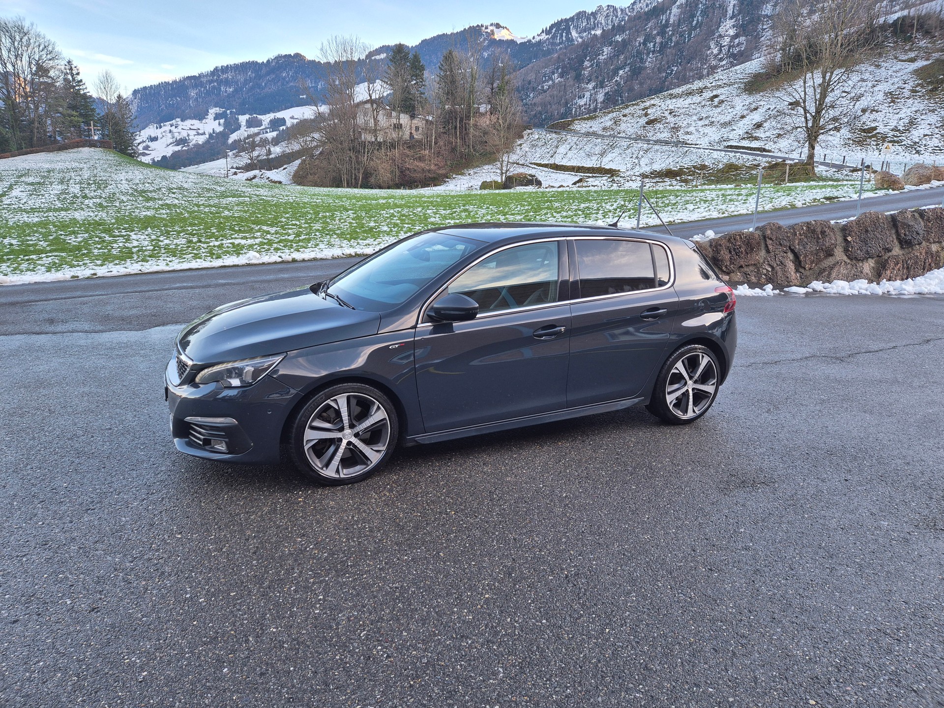 PEUGEOT 308 1.6 THP GT EAT-image-1