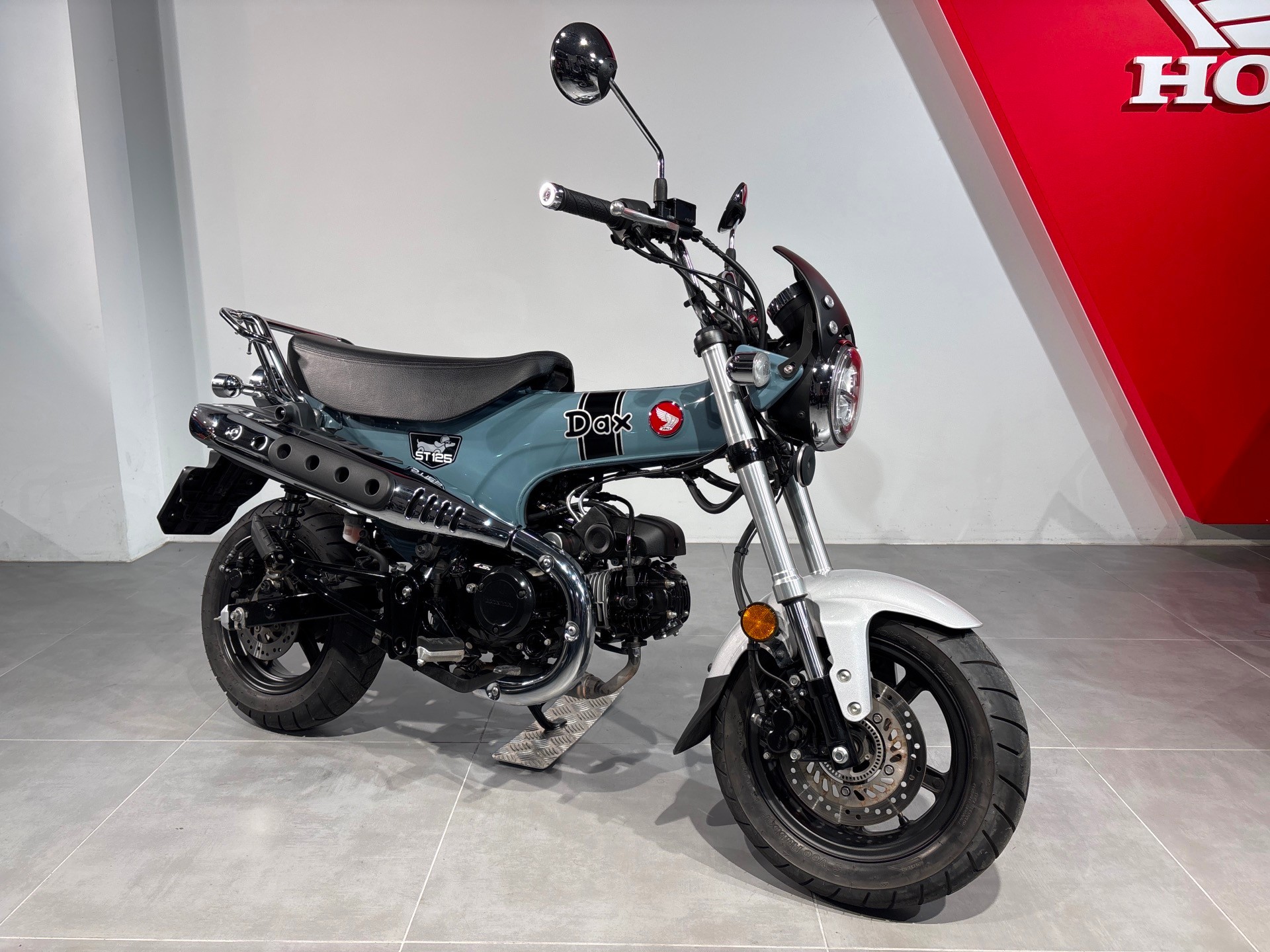 HONDA St 125 Dax
