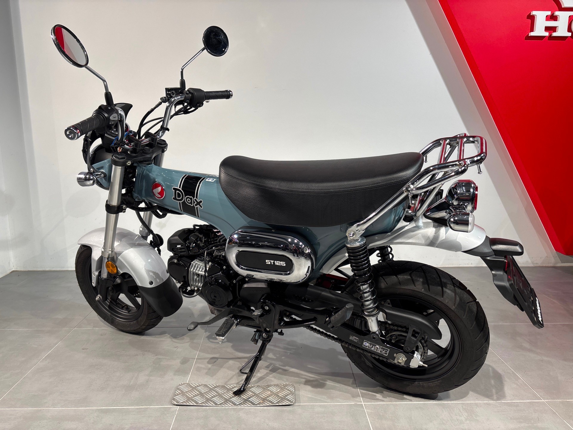 HONDA St 125 Dax-image-6