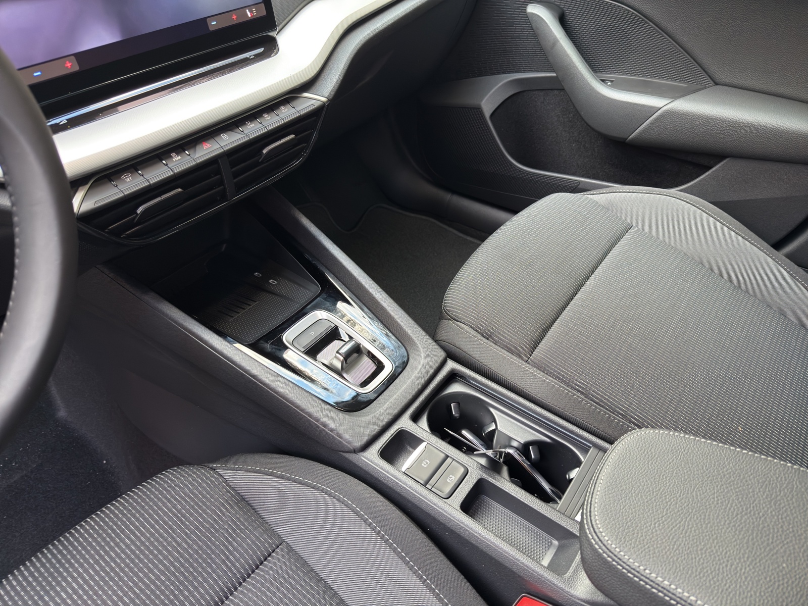 SKODA Octavia Combi 2.0 TSI DSG Selection 4x4-image-10