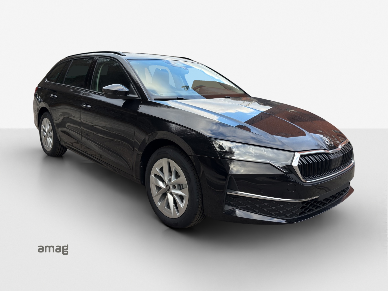 SKODA Octavia Combi 2.0 TSI DSG Selection 4x4-image-5