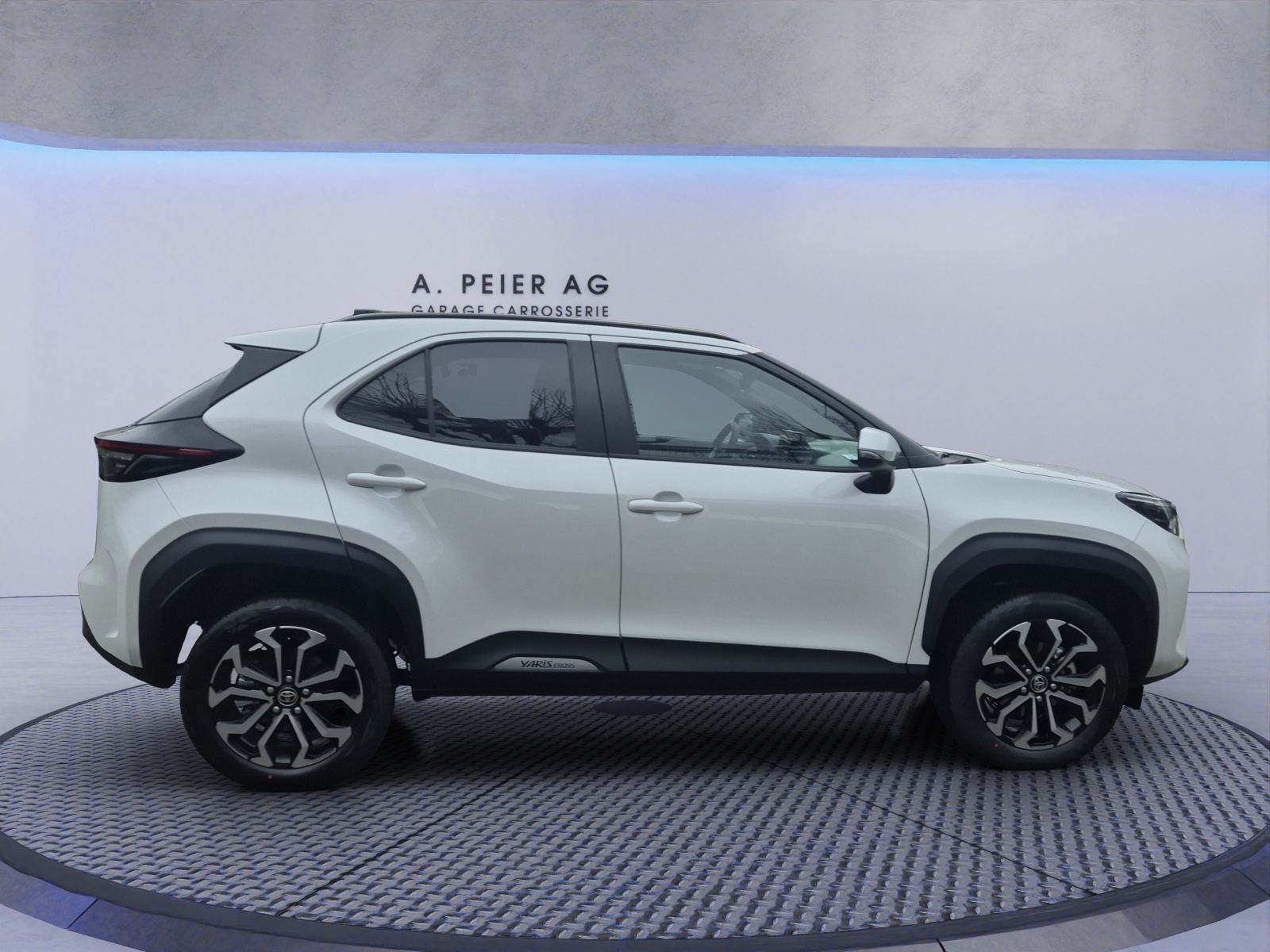 TOYOTA Yaris Cross 1.5 Trend AWDi e-CVT-image-5