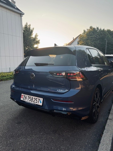 VW Golf 1.5 e TSI mHEV R-Line DSG-image-3