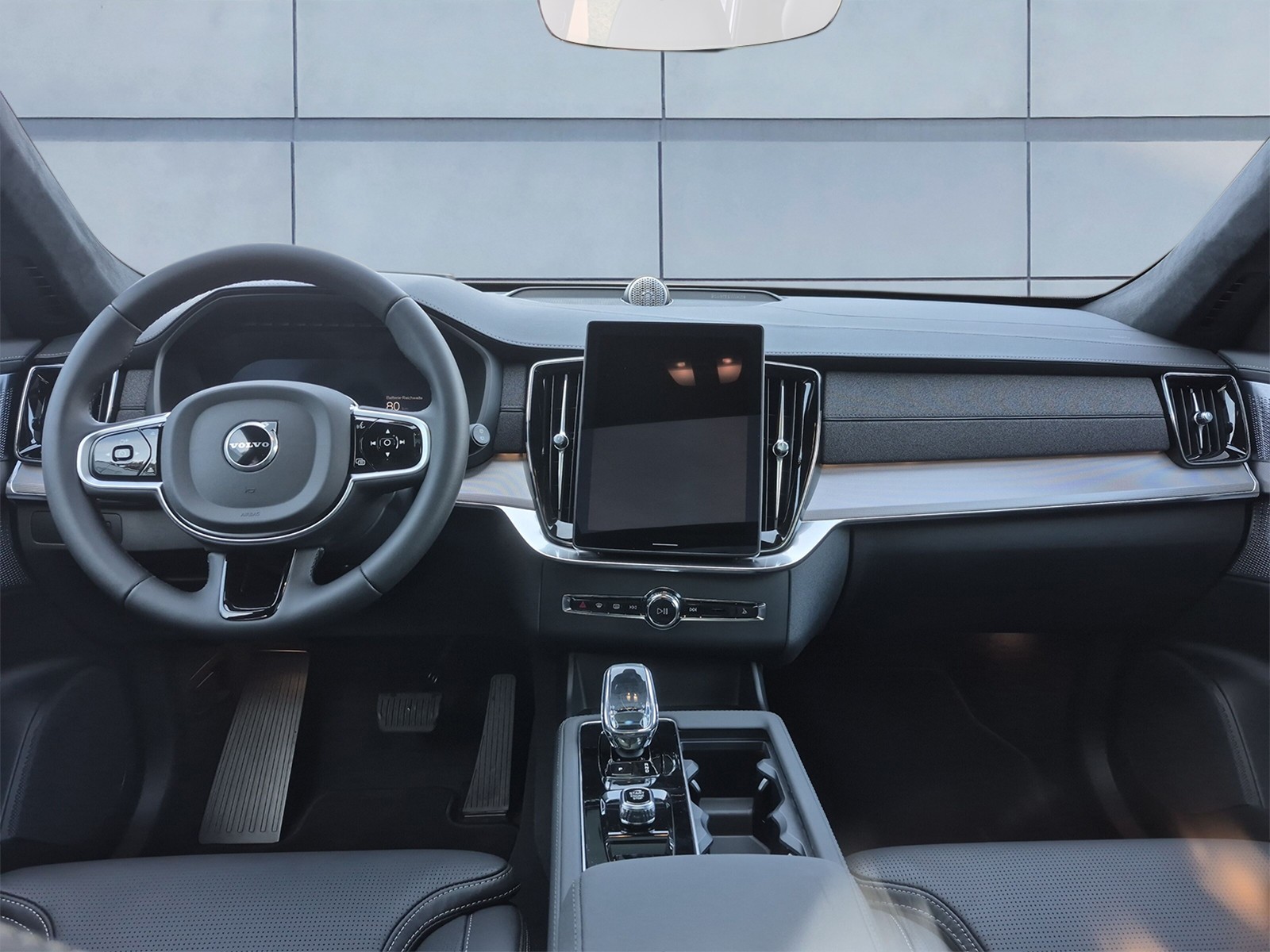 VOLVO XC90 2.0 T8 TE Black Edition eAWD-image-11
