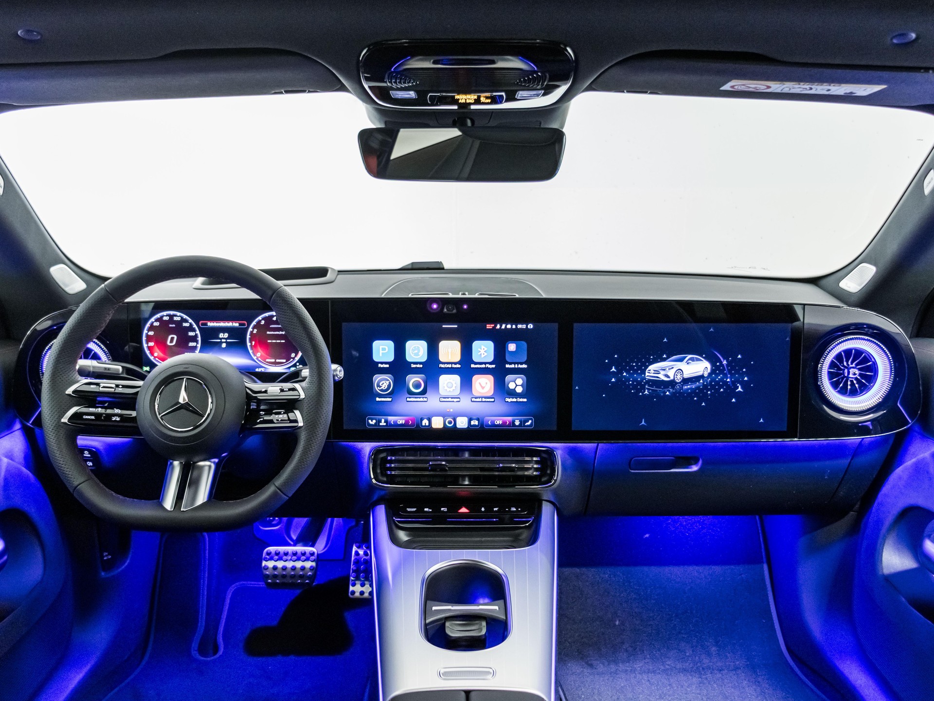 MERCEDES-BENZ CLA 220 4MATIC-image-10