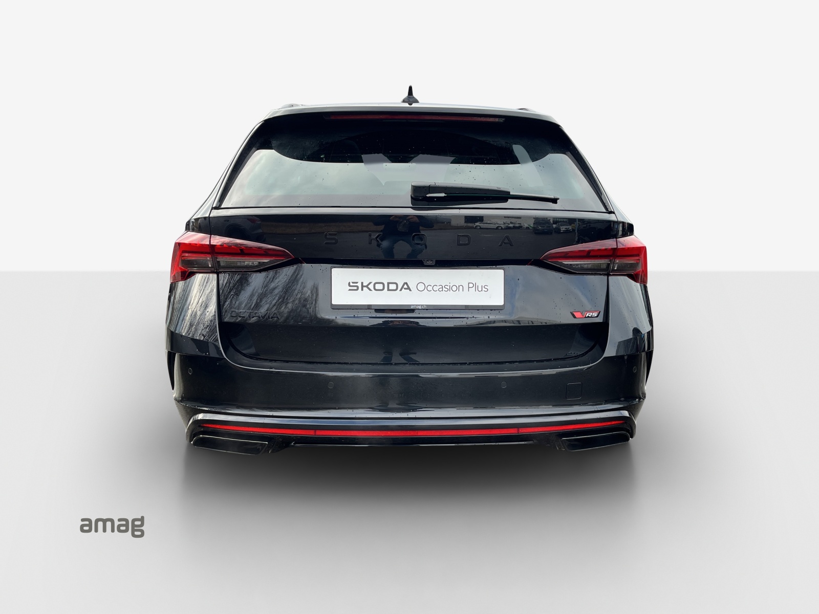 SKODA Octavia Combi 2.0 TSI DSG RS-image-3