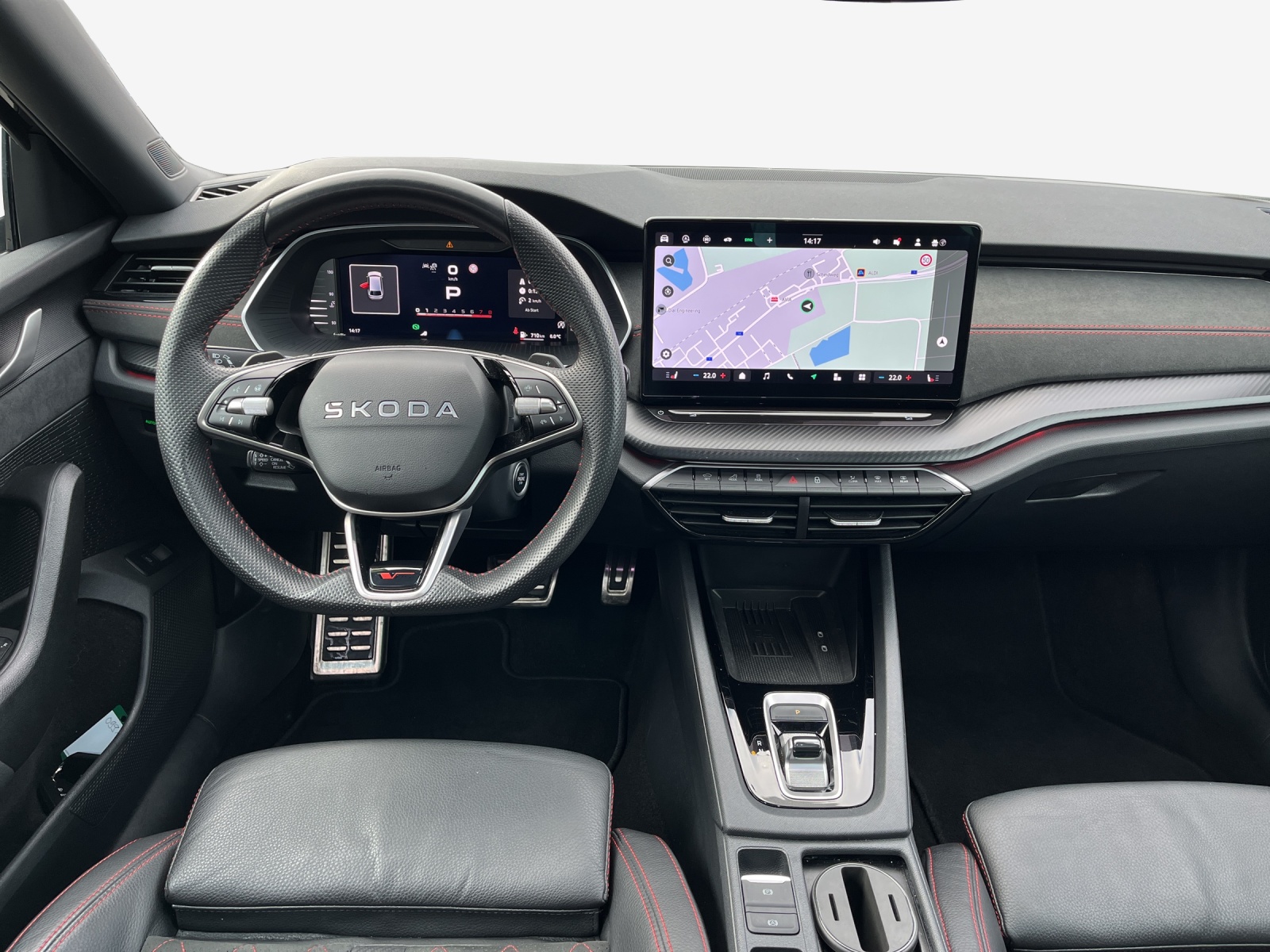 SKODA Octavia Combi 2.0 TSI DSG RS-image-8