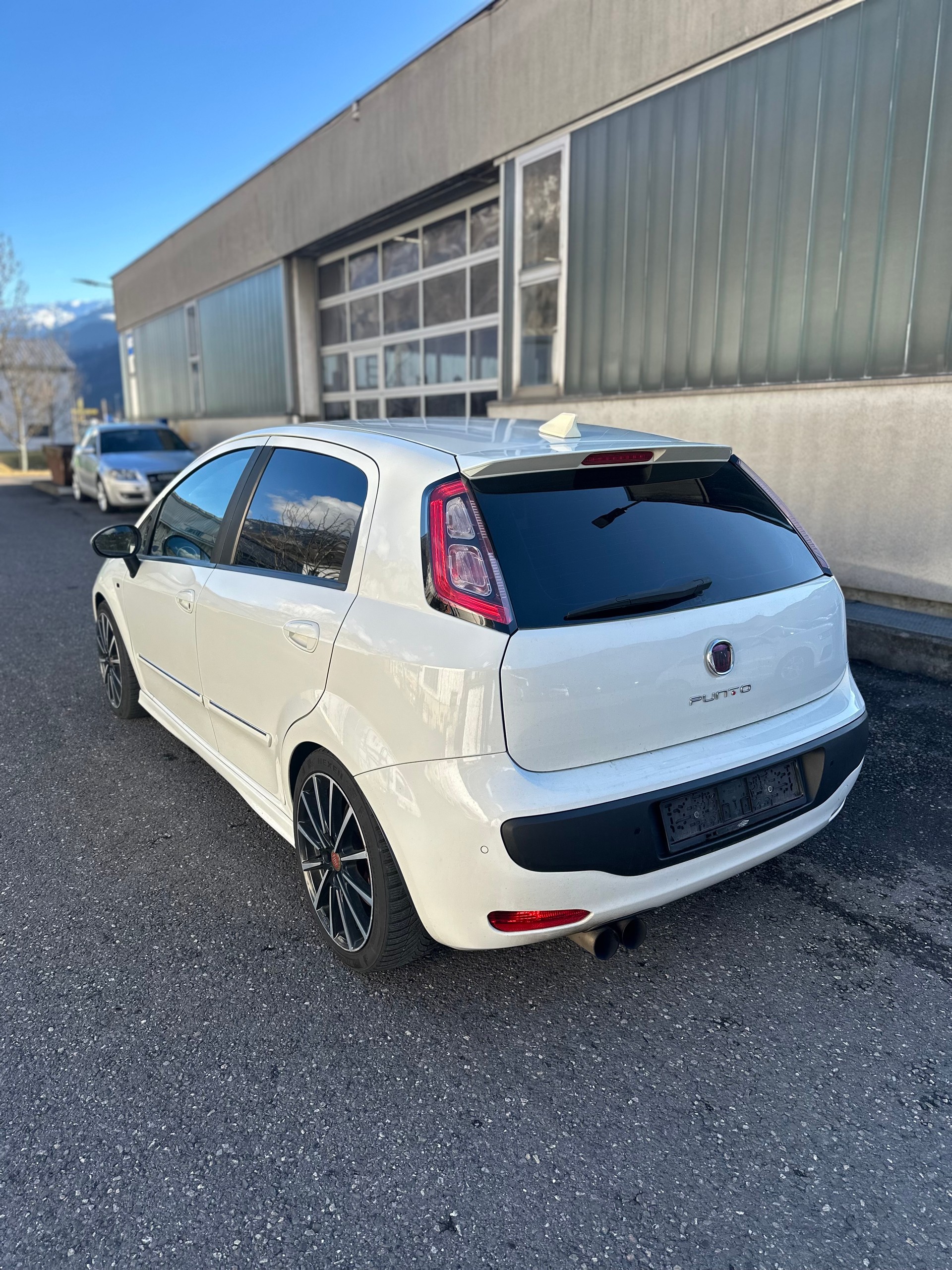 FIAT Punto Evo 1.4 16V Turbo Sport-image-11