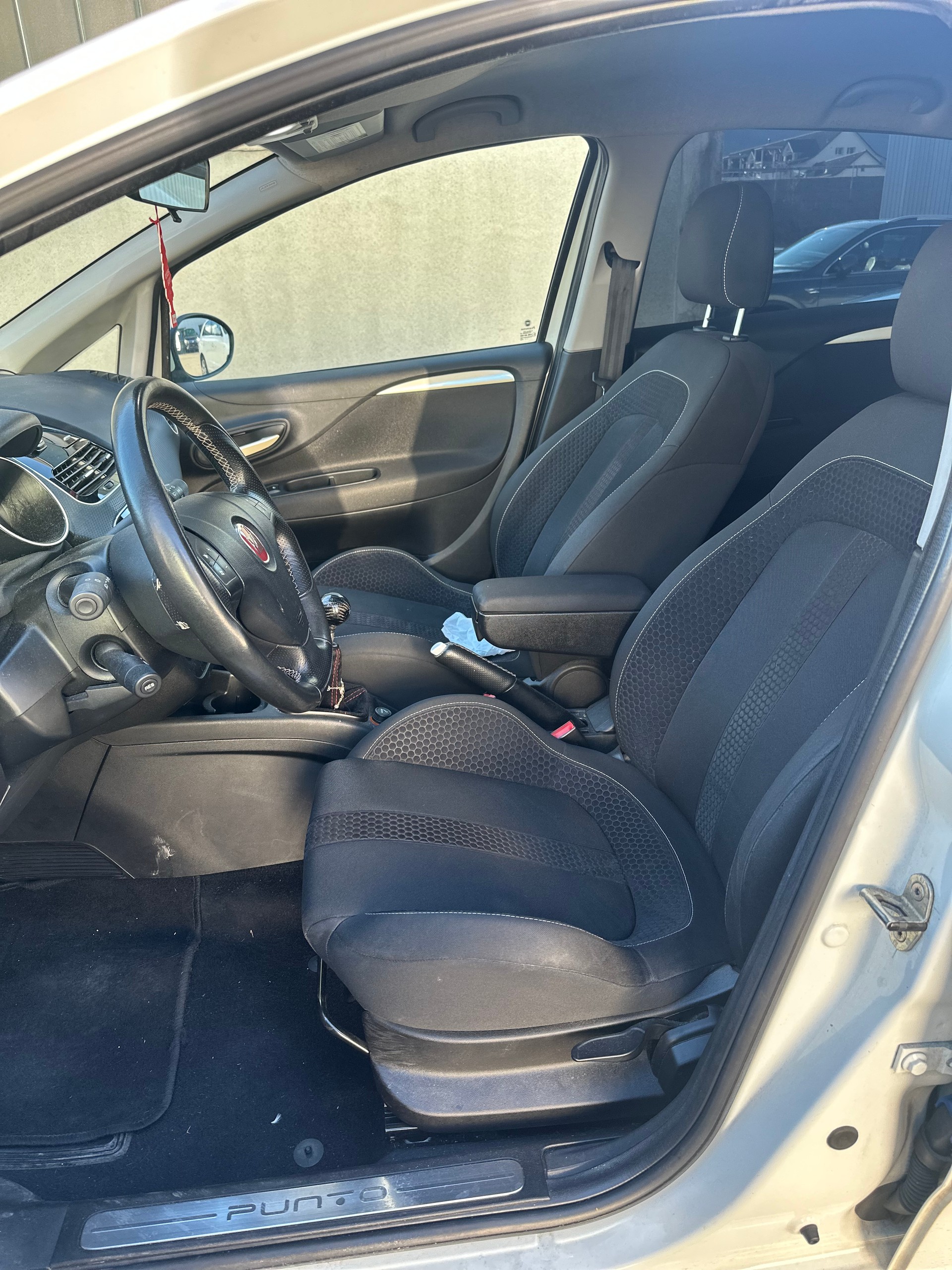 FIAT Punto Evo 1.4 16V Turbo Sport-image-6