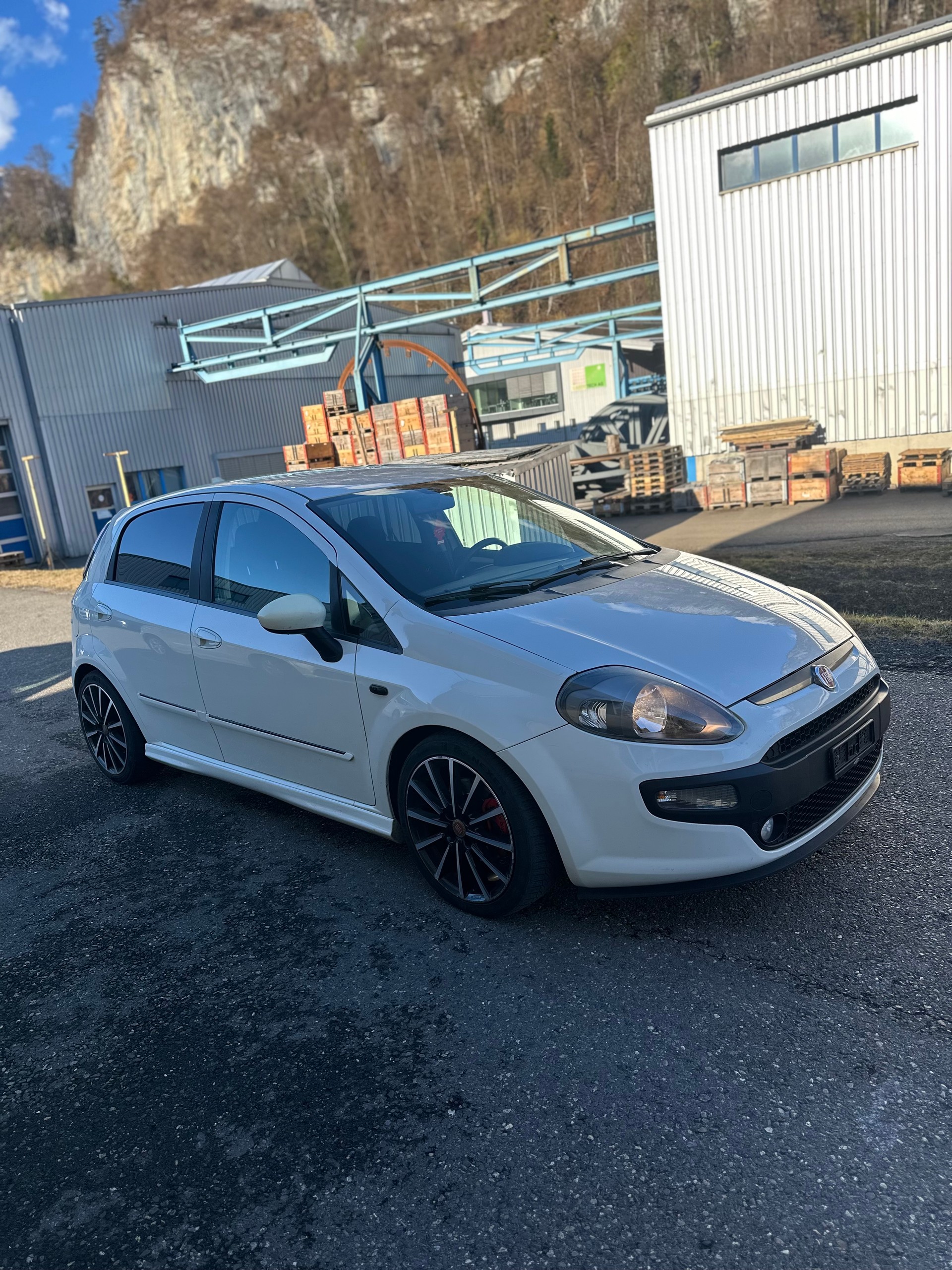 FIAT Punto Evo 1.4 16V Turbo Sport-image-3