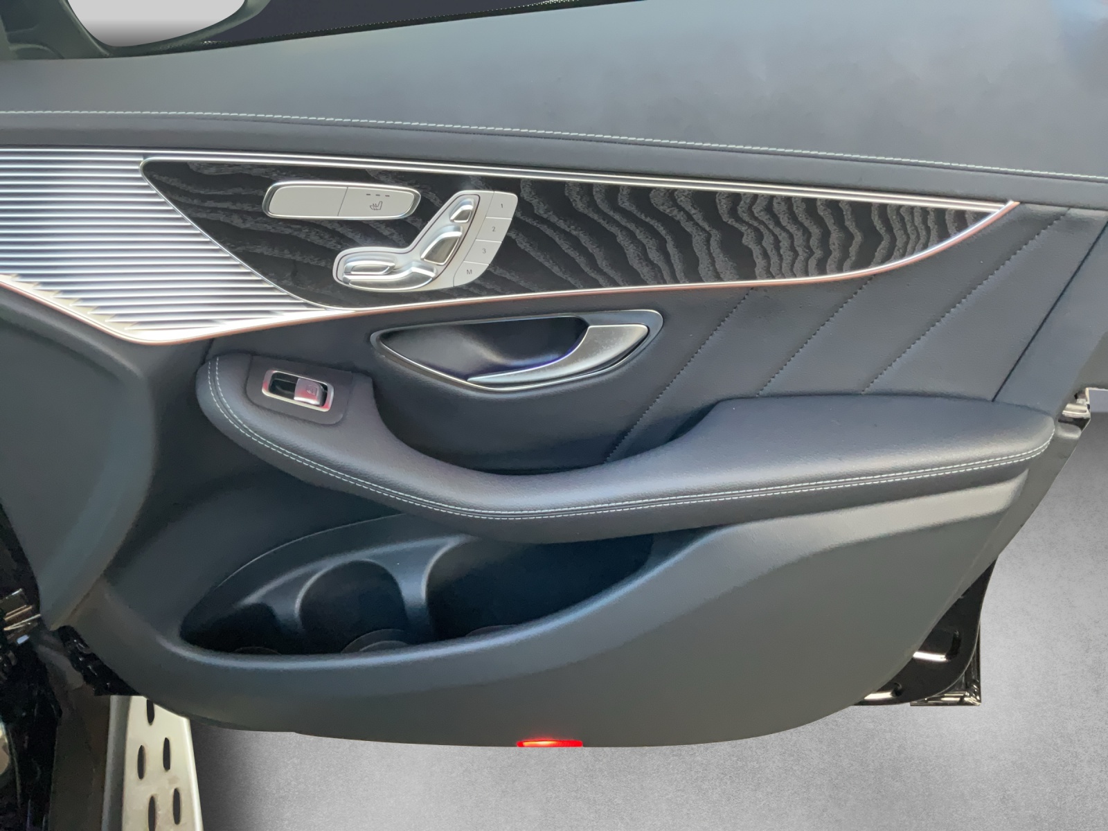 Image MERCEDES-BENZ EQC-400 EQC 400 AMG Line 4Matic