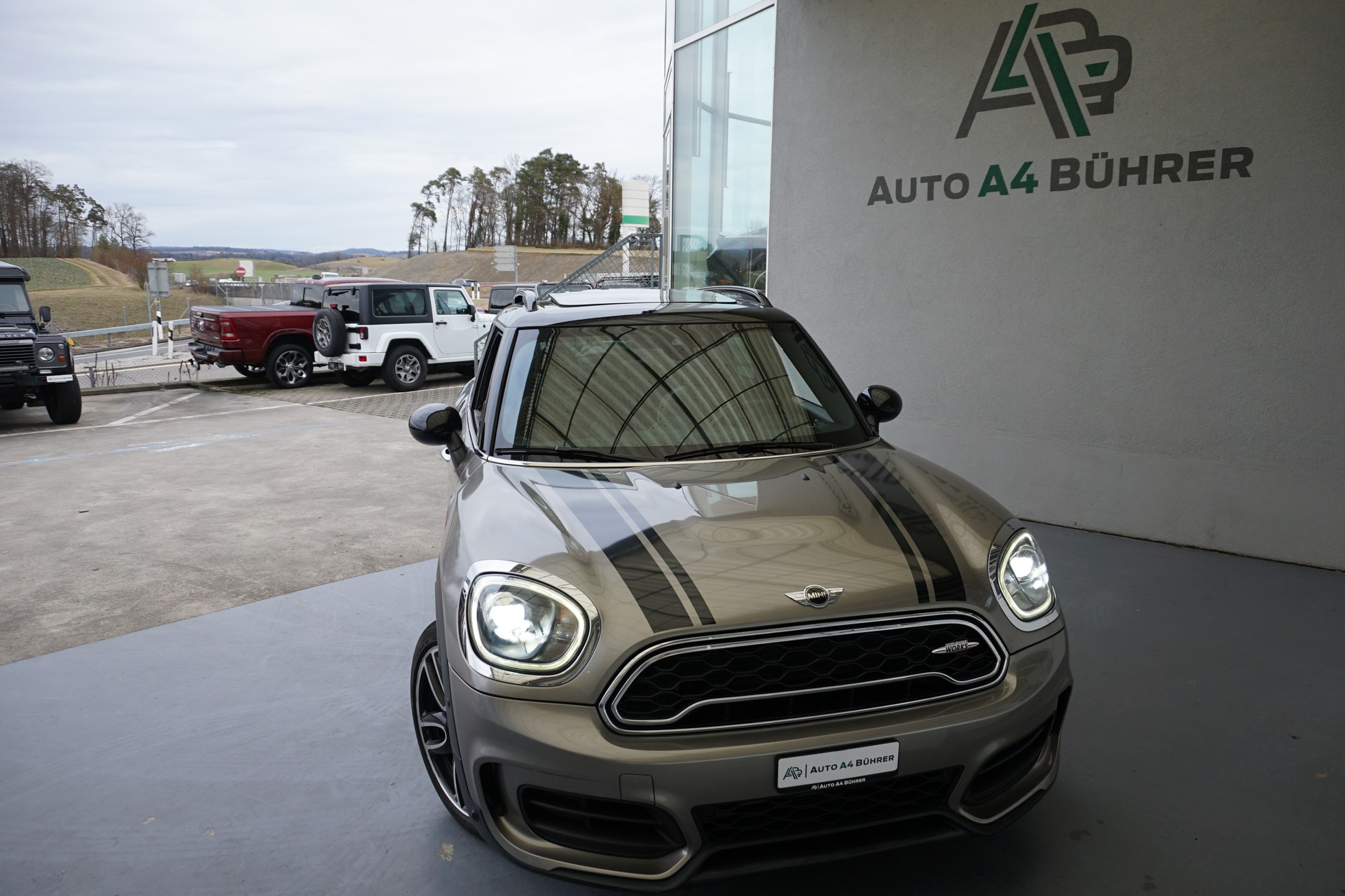 MINI Countryman 2,0 T 231PS JCW ALL4 Automat-image-2
