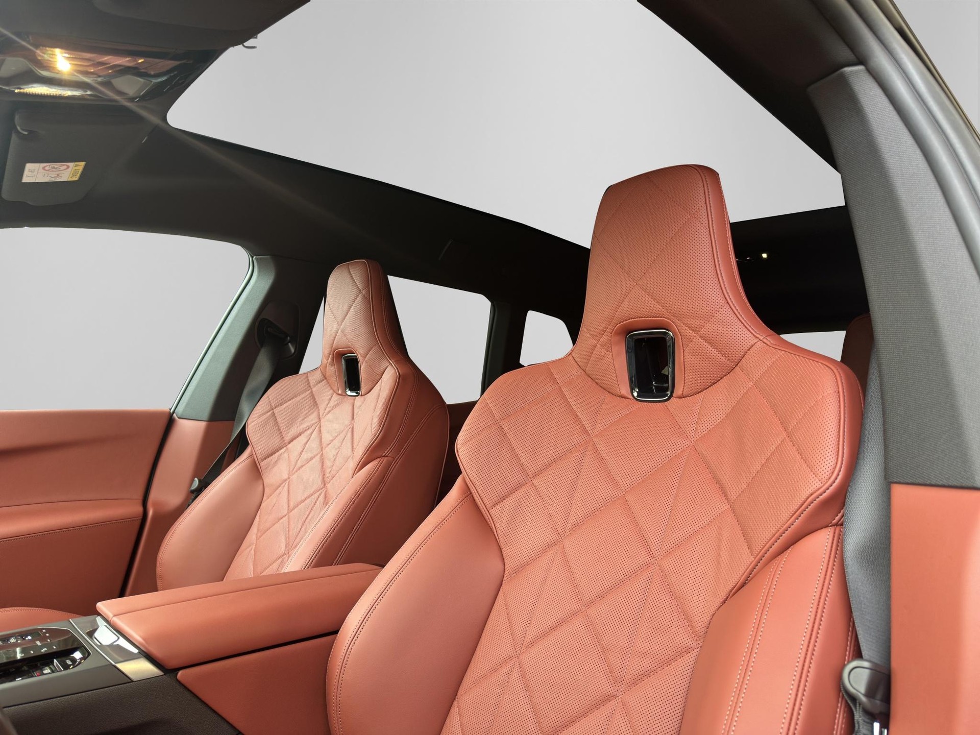 BMW iX xDrive60 M Sport Pro-image-12