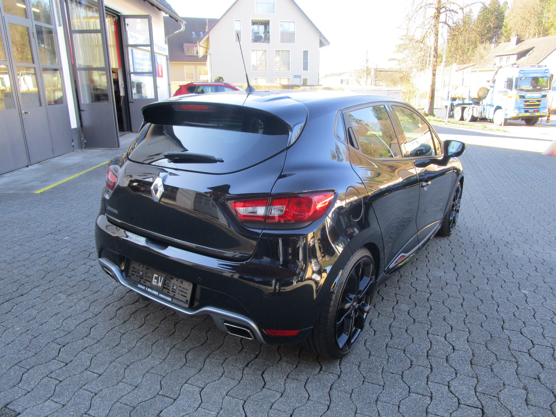 RENAULT Clio 1.6 T RS 220 Trophy EDC-image-2