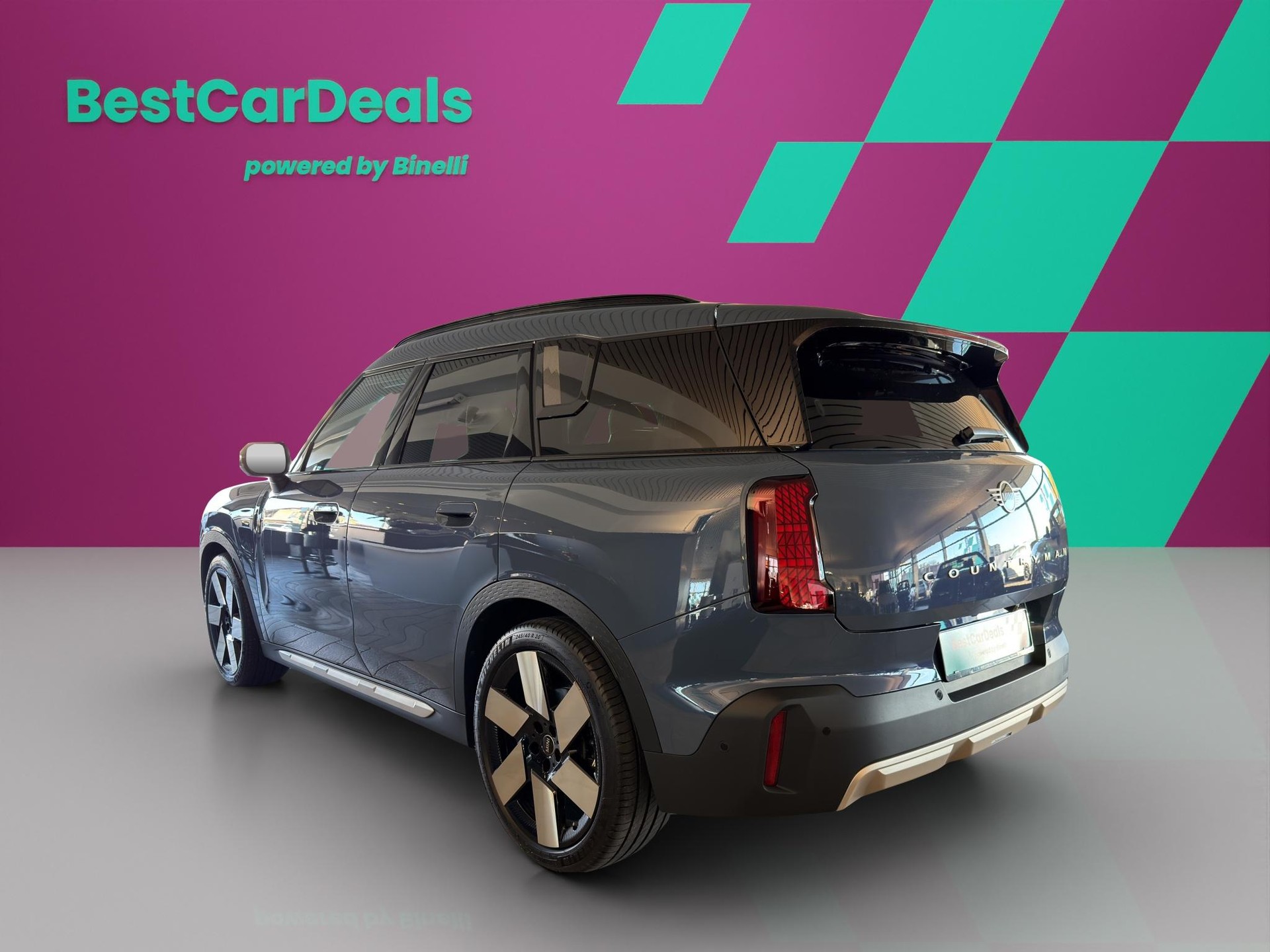 MINI Countryman E Favoured Trim-image-4