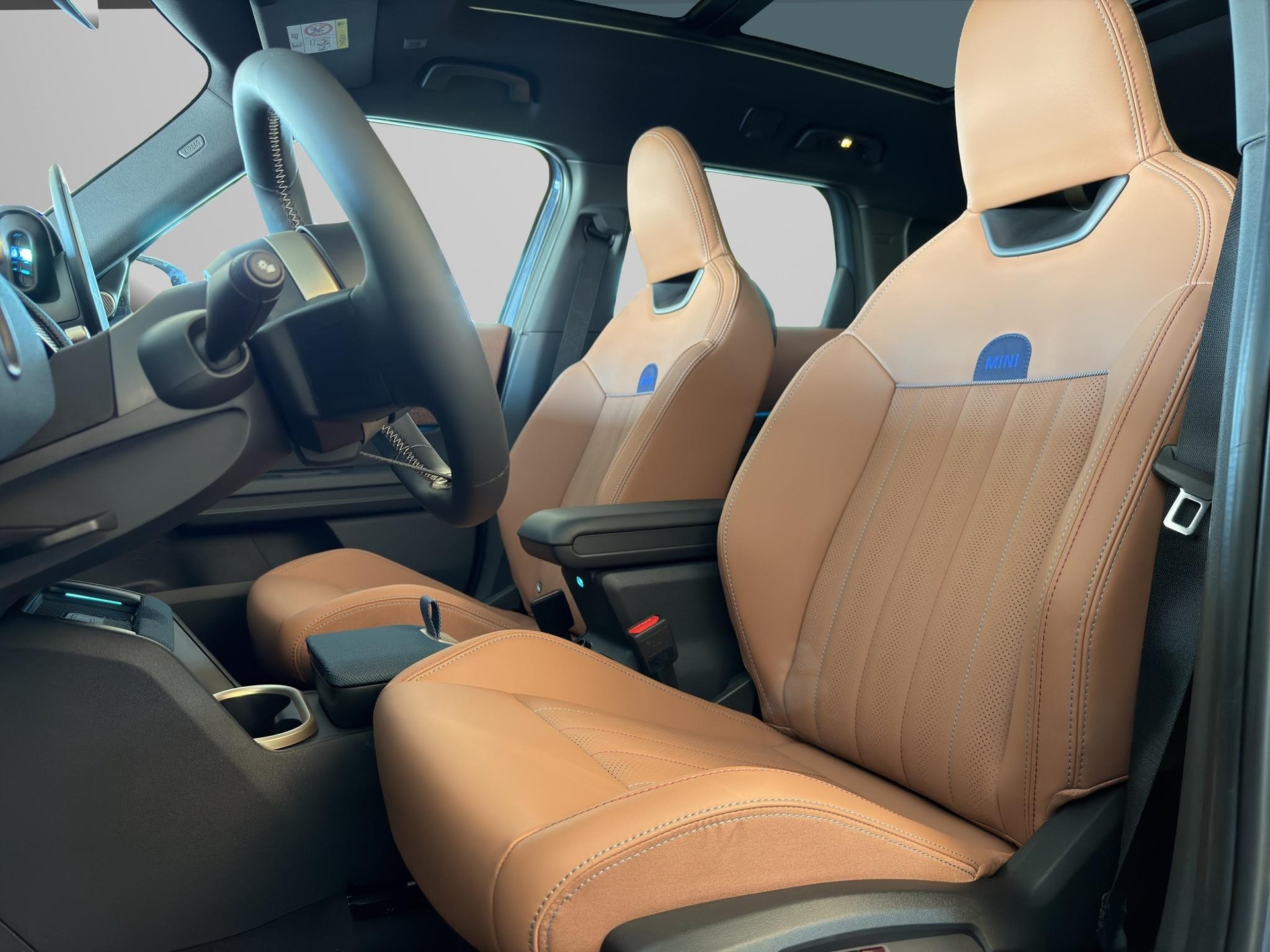 MINI Countryman E Favoured Trim-image-10