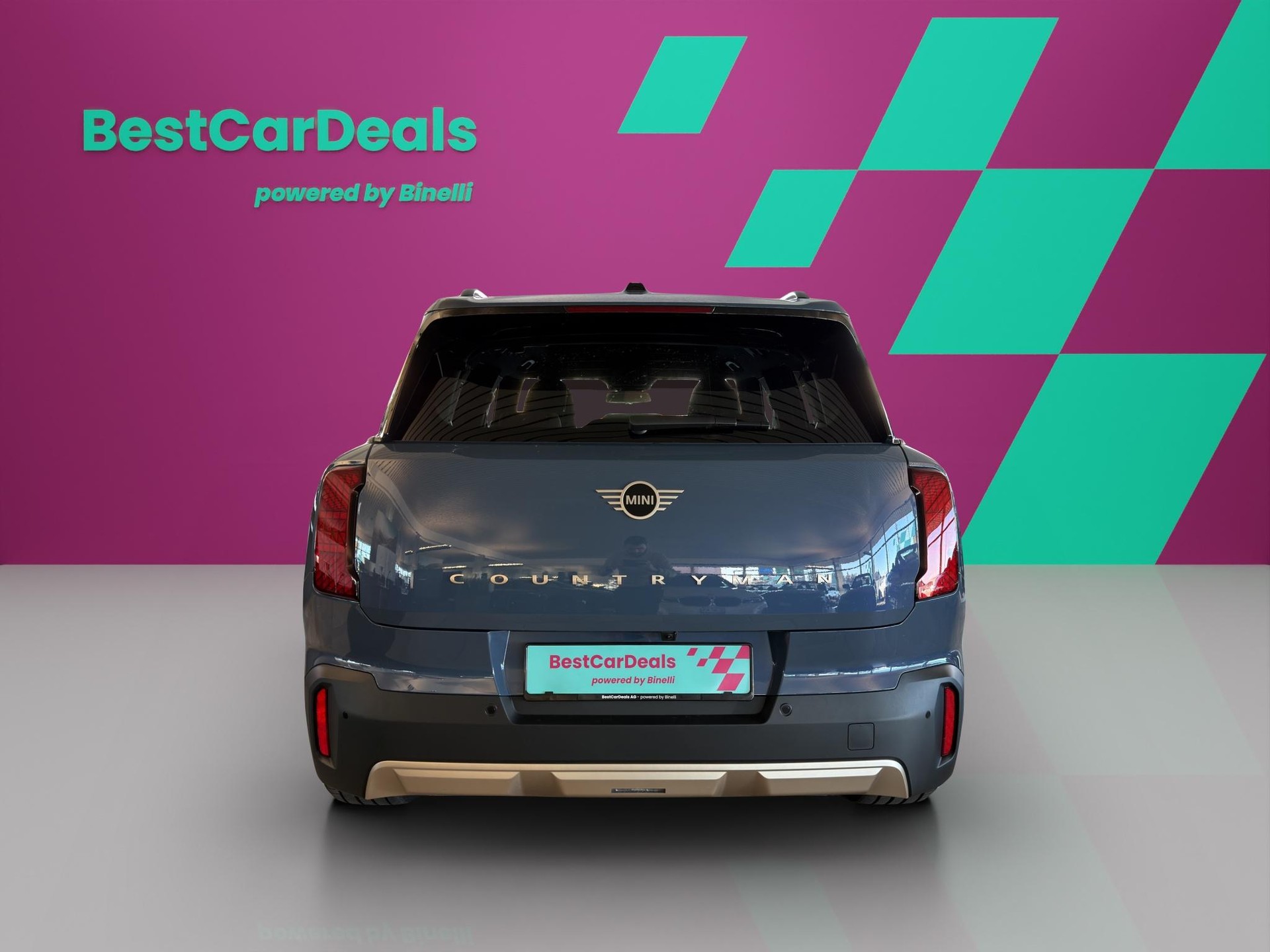 MINI Countryman E Favoured Trim-image-3