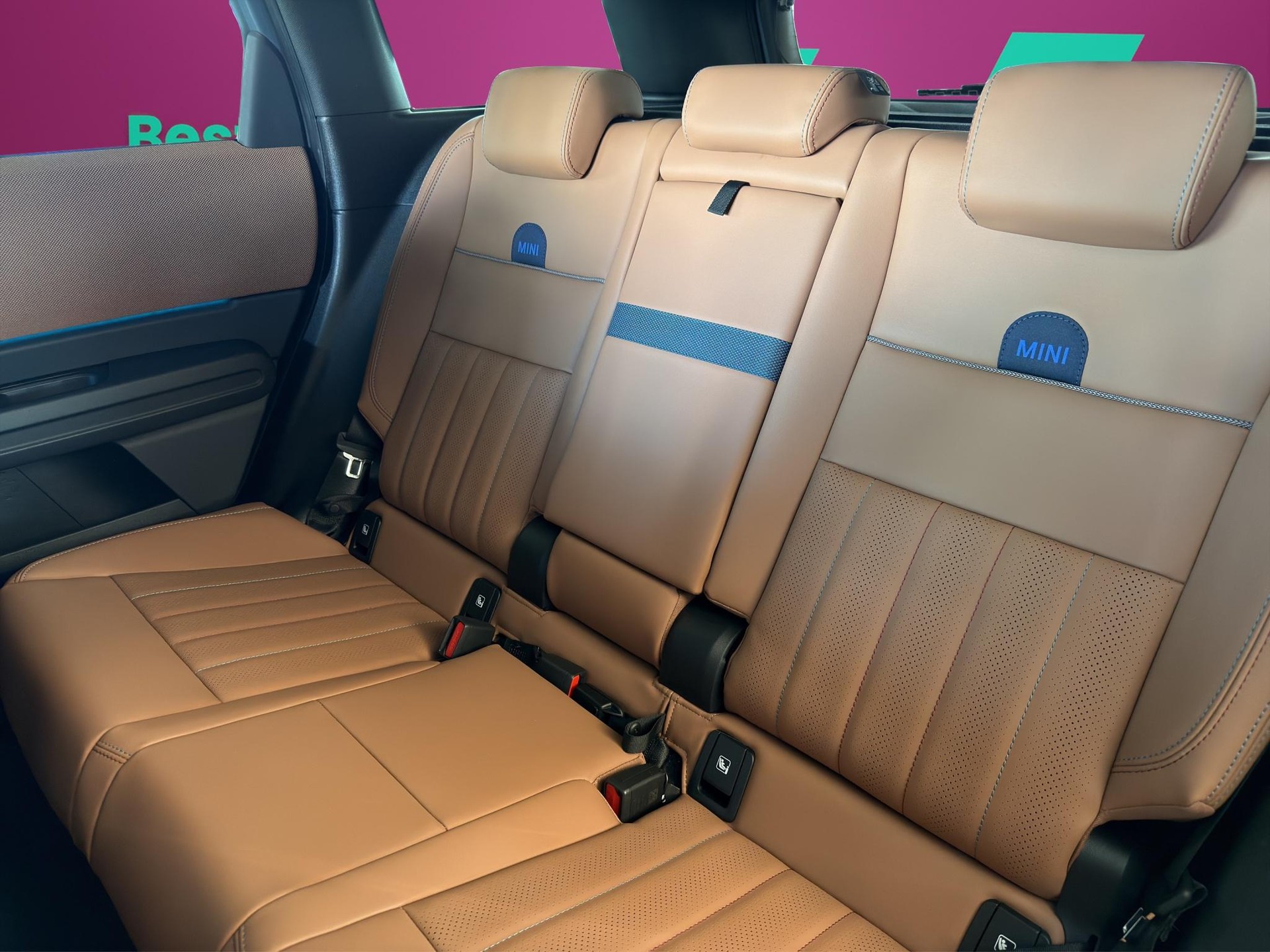 MINI Countryman E Favoured Trim-image-11
