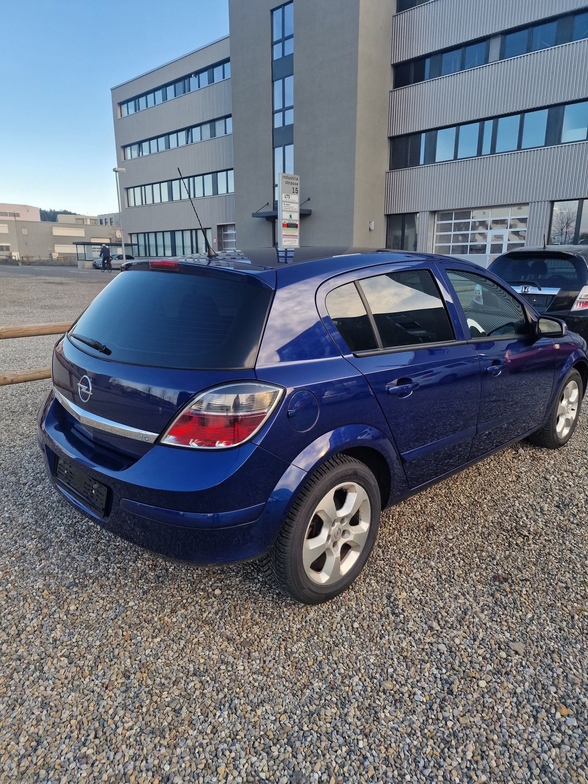 OPEL Astra 1.6i 16V-image-4