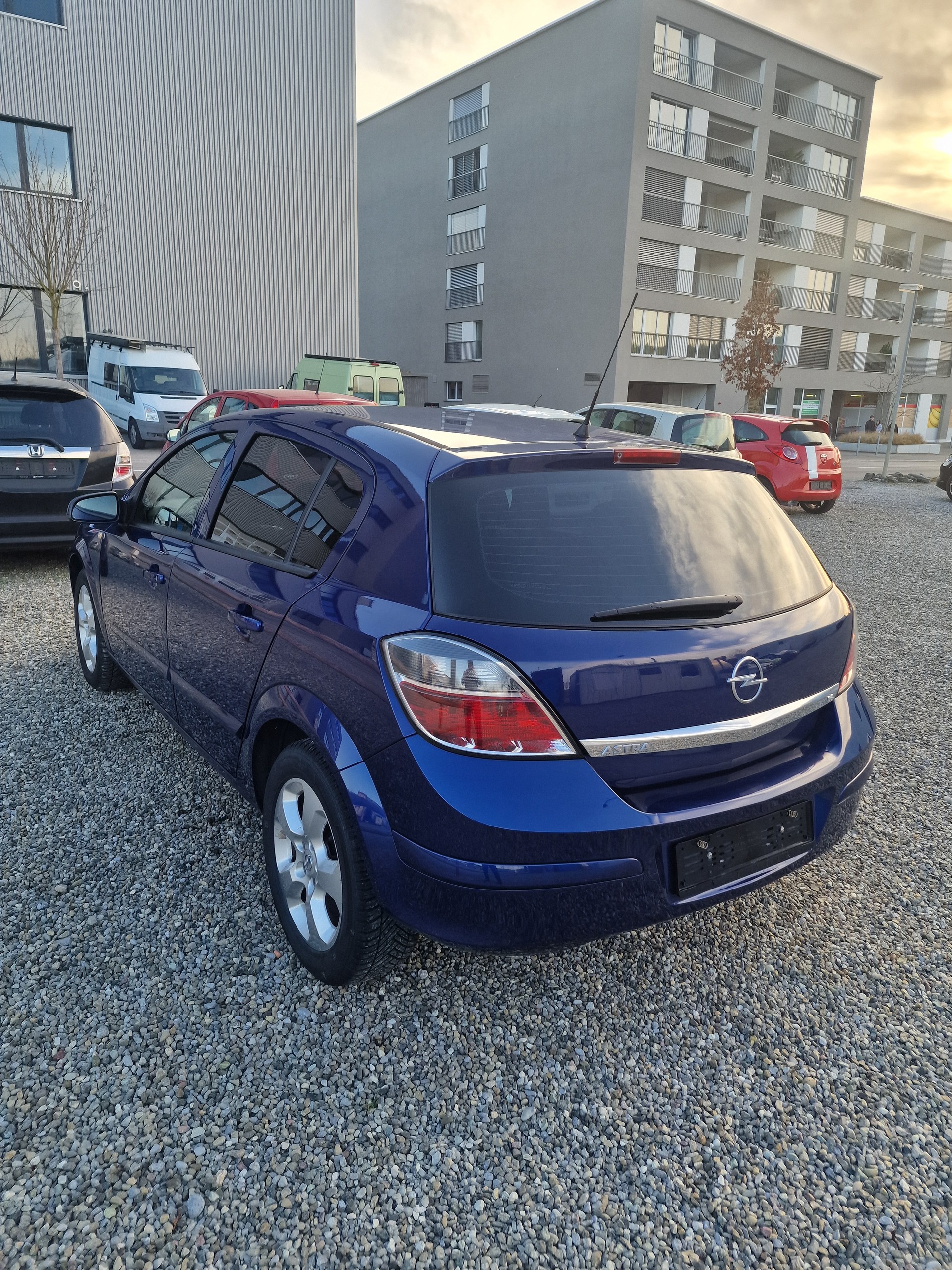 OPEL Astra 1.6i 16V-image-6