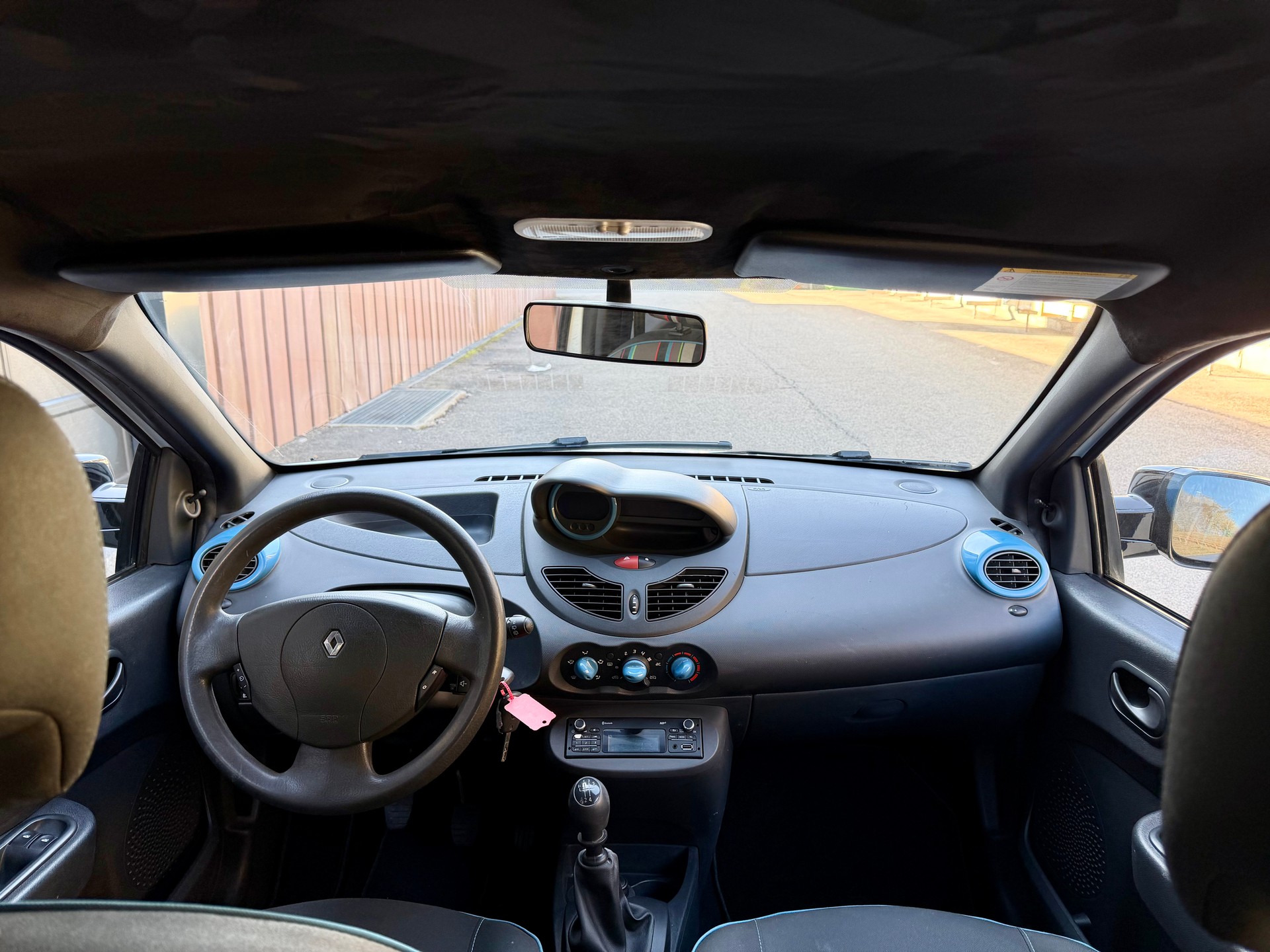 RENAULT Twingo 1.2 16V Expression-image-9