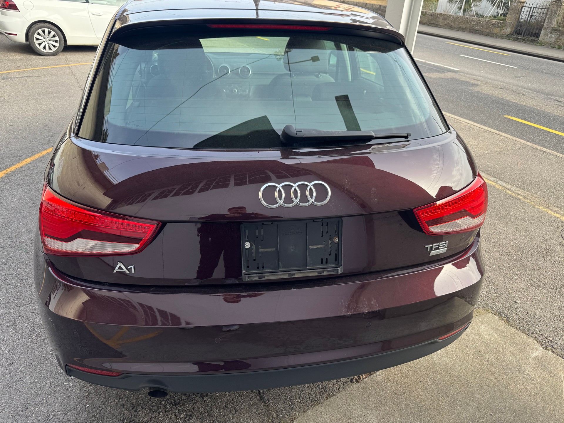 AUDI A1 Sportback 1.0 TFSI-image-6