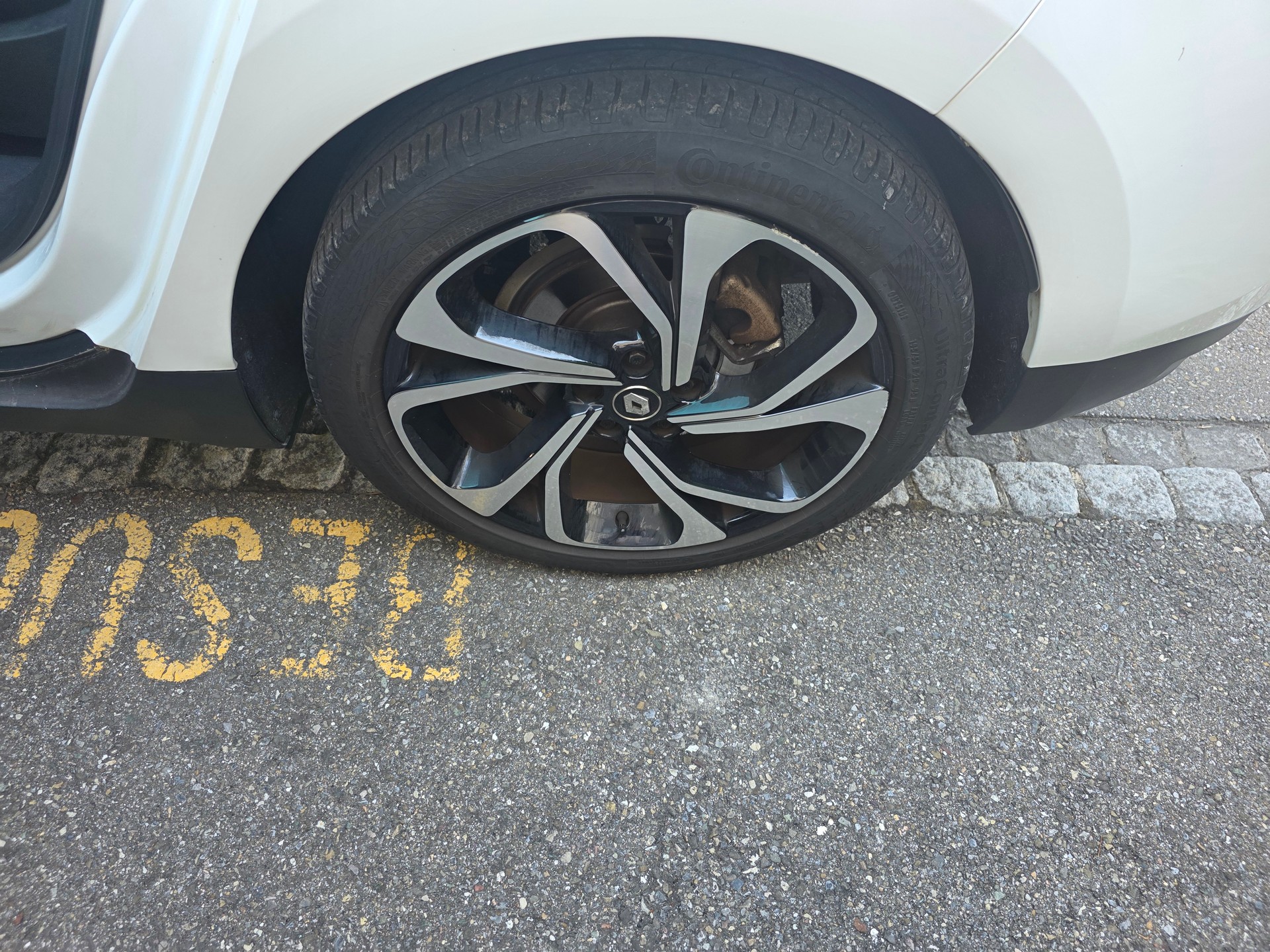 RENAULT Grand Scénic 1.3 16V Turbo Intens EDC-image-10