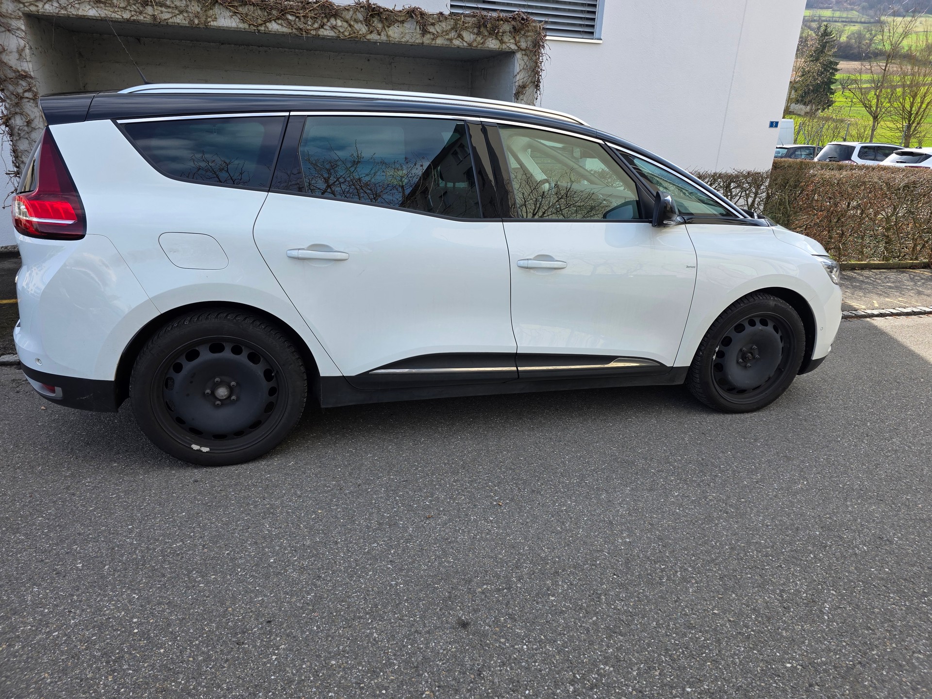RENAULT Grand Scénic 1.3 16V Turbo Intens EDC-showroom-element-3