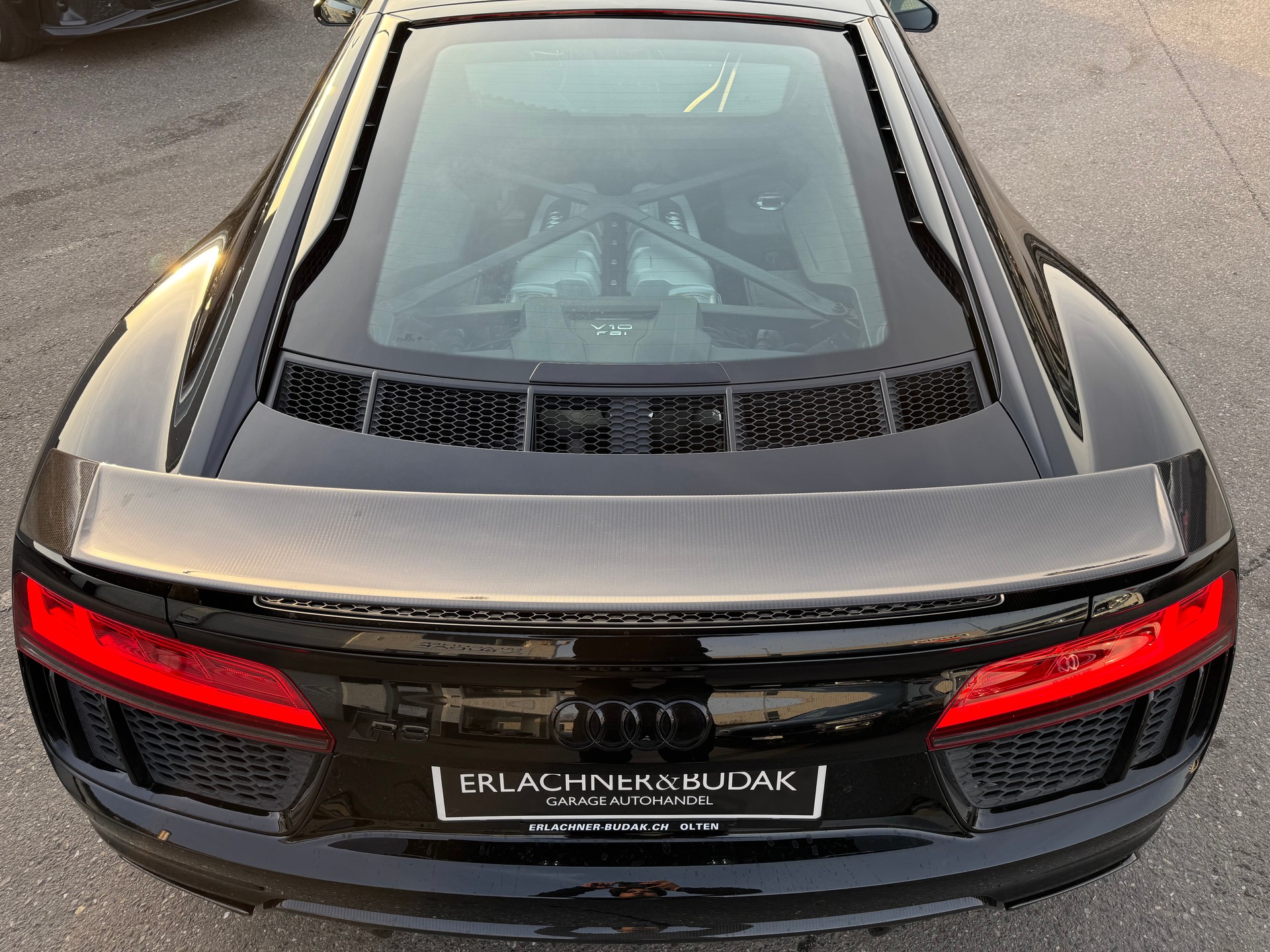 AUDI R8 Coupé 5.2 plus S-Tronic-image-7