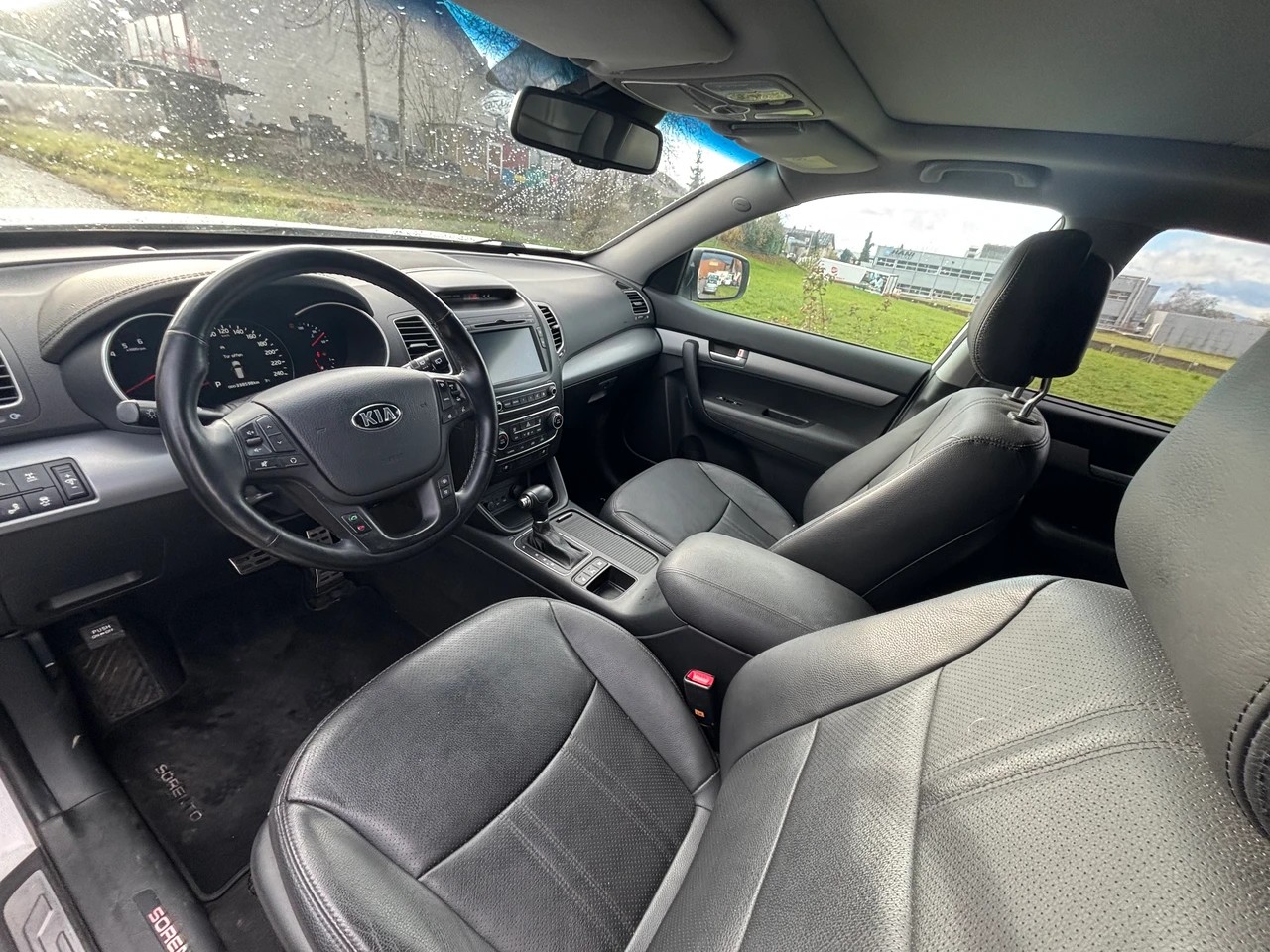 KIA Sorento 2.2 CRDI LX Automatic-image-9