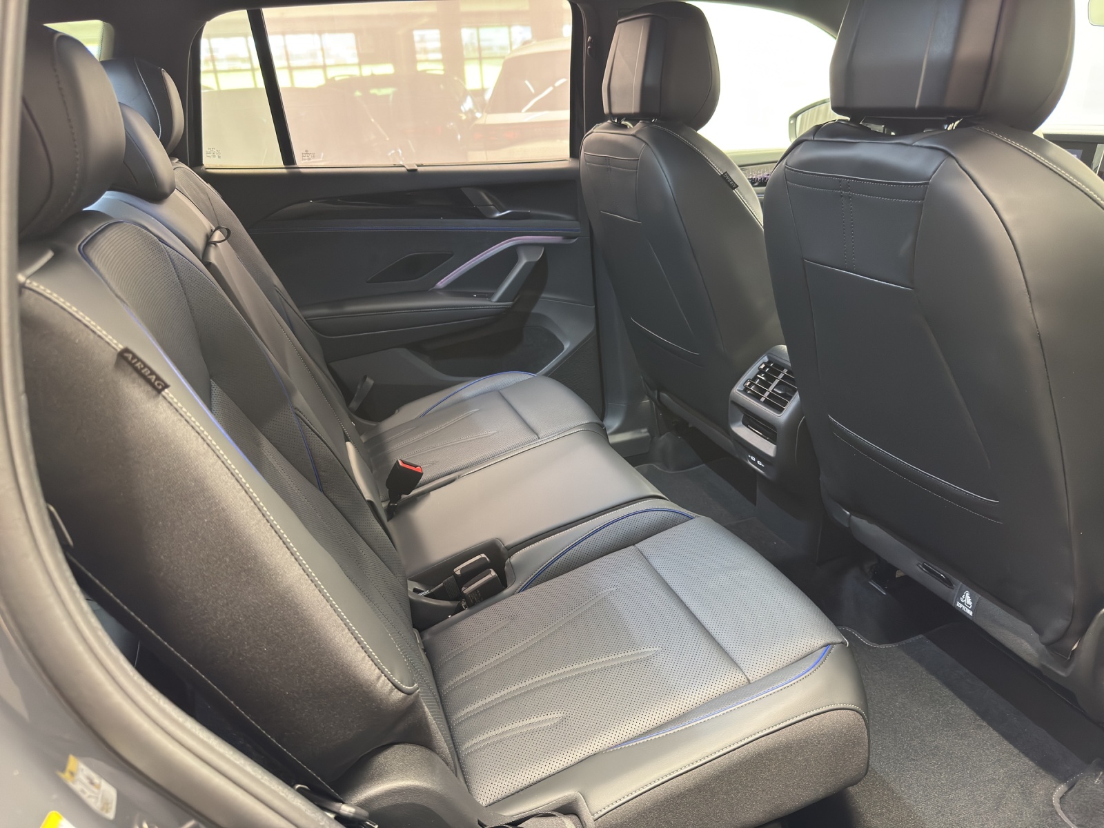 VW Tayron 2.0 TSI R-Line United DSG 4motion-image-9