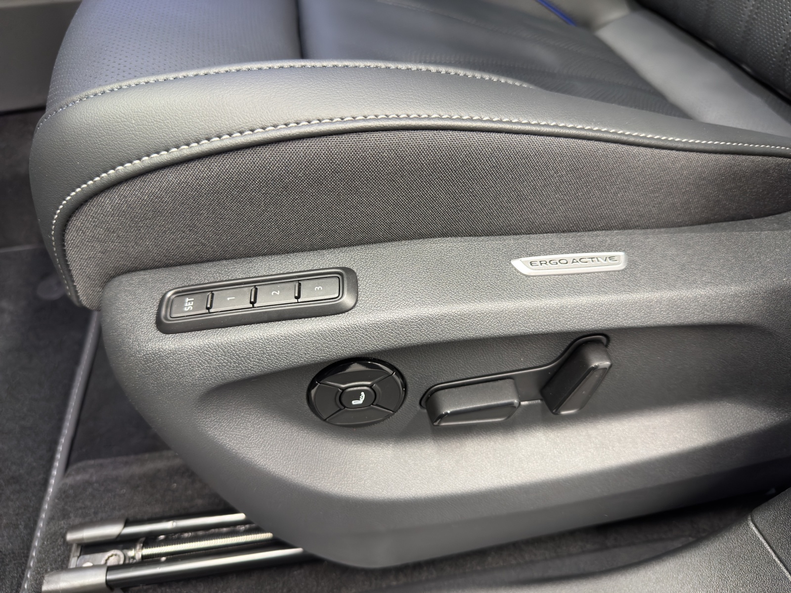 VW Tayron 2.0 TSI R-Line United DSG 4motion-image-14
