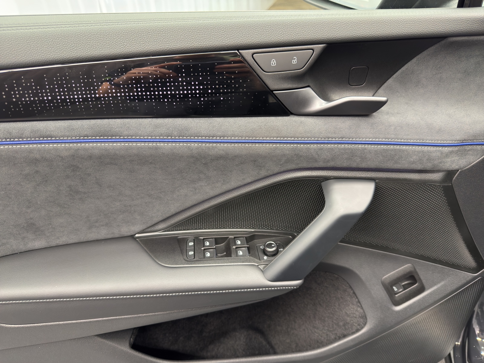 VW Tayron 2.0 TSI R-Line United DSG 4motion-image-13