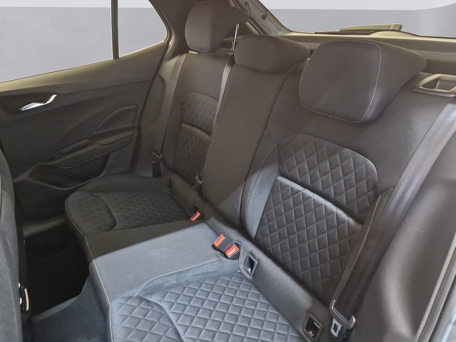 SKODA Fabia 1.0 TSI Dynamic DSG-image-11