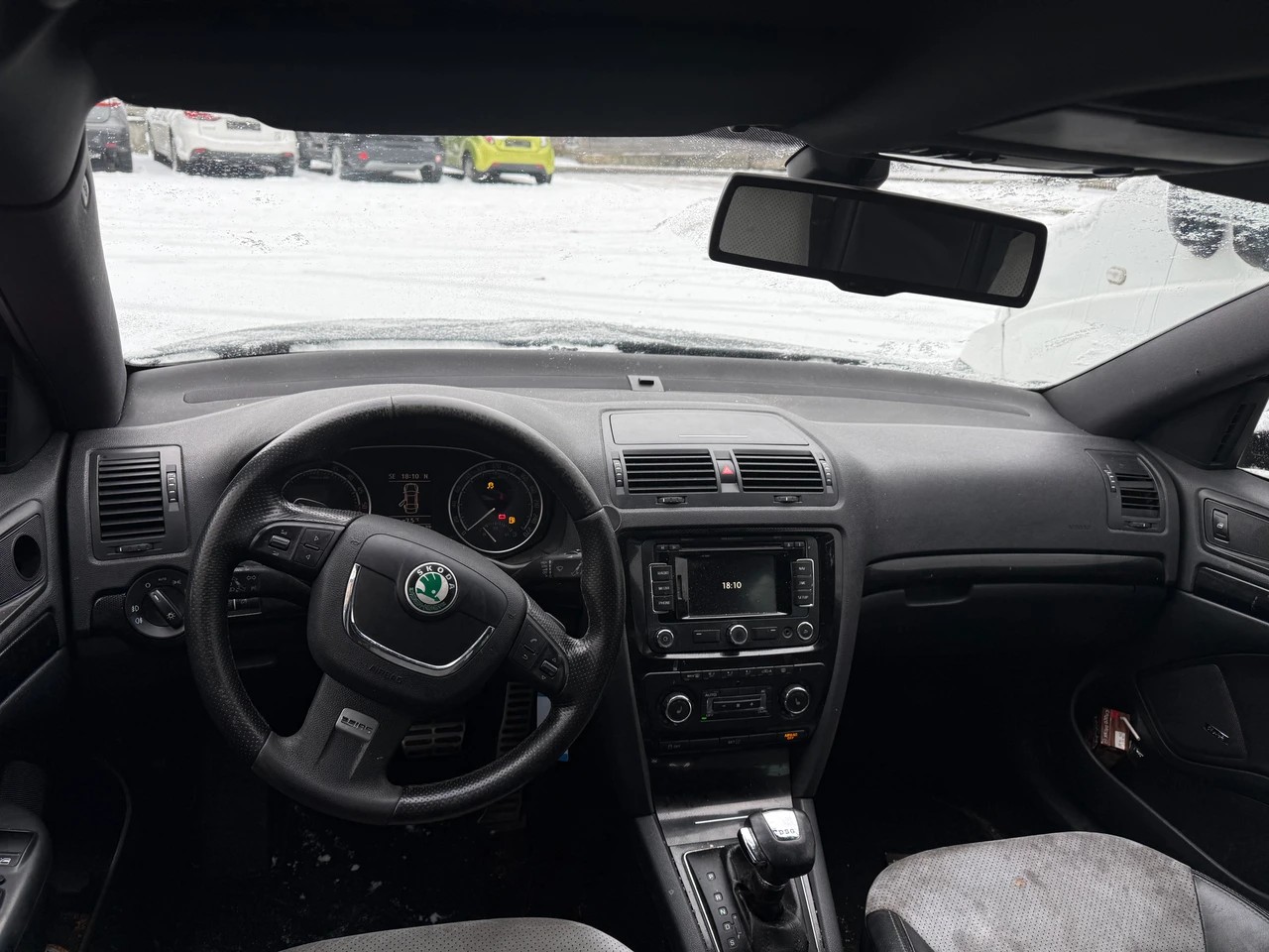 SKODA Octavia Combi 2.0 TDI RS DSG-image-8