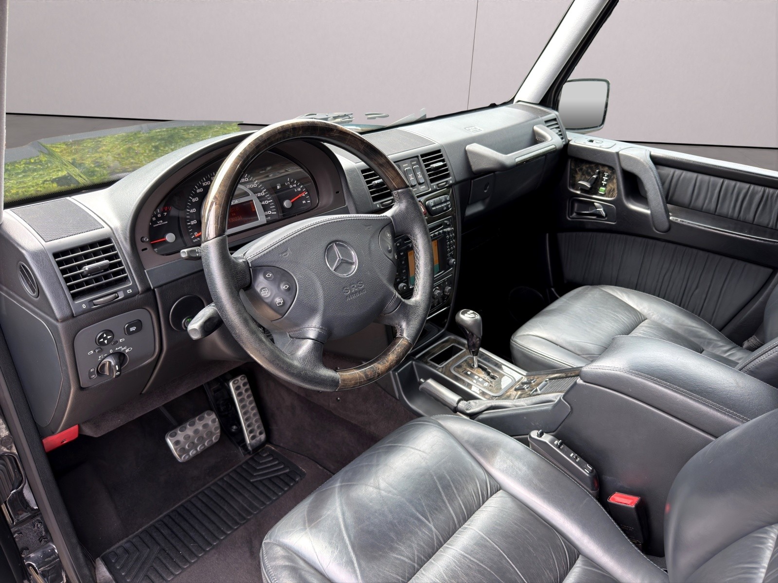 MERCEDES-BENZ G 55 AMG Automatic-image-13