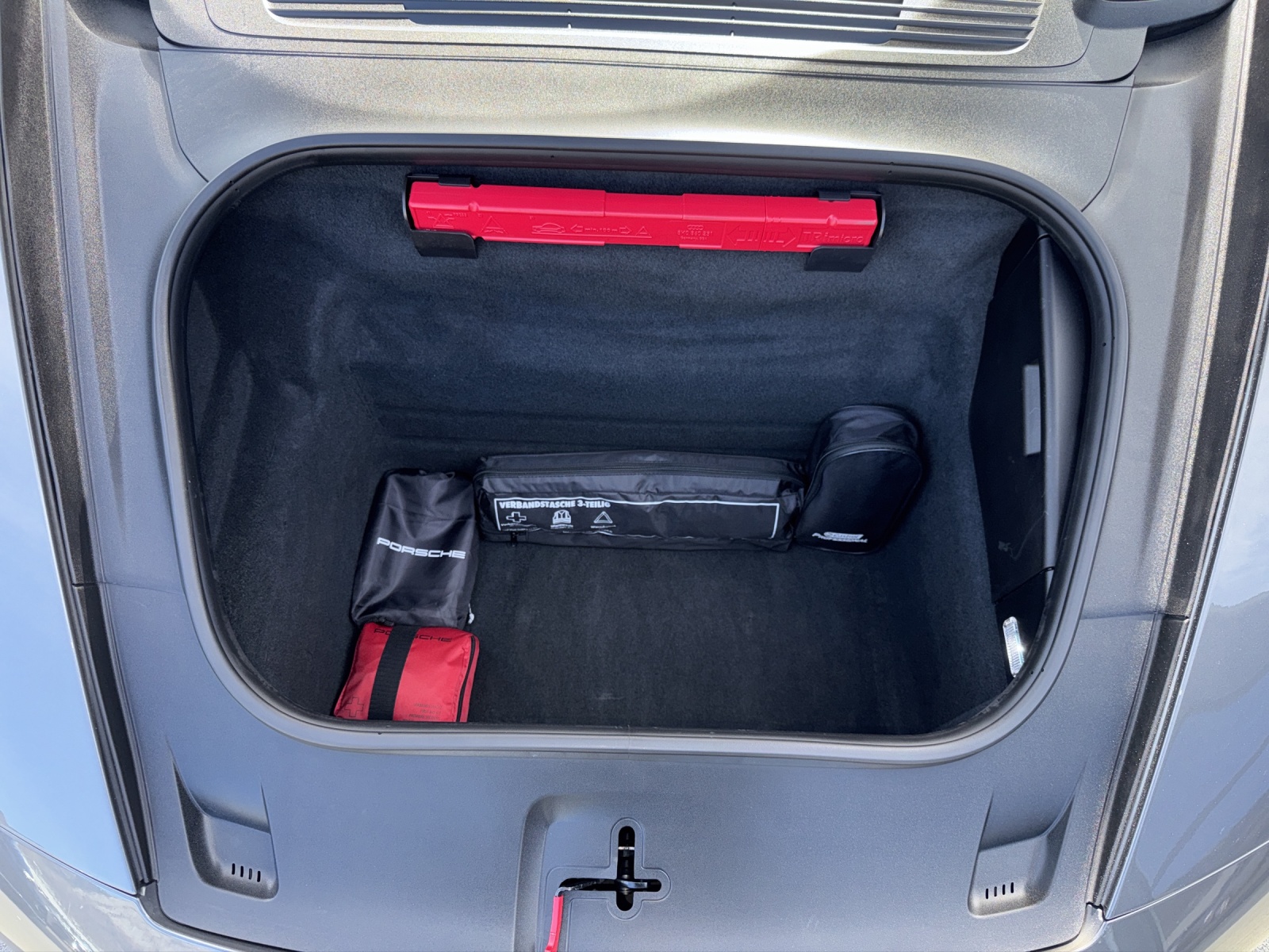 PORSCHE 911 Carrera 4S PDK-image-12