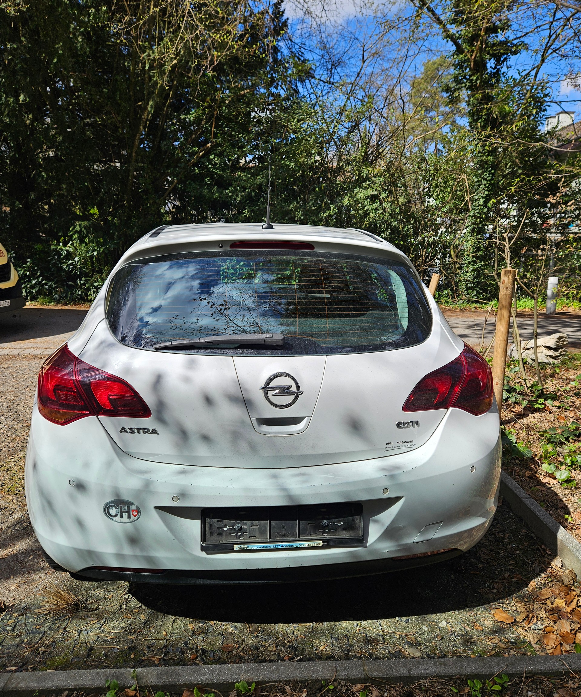 OPEL ASTRA-image-3